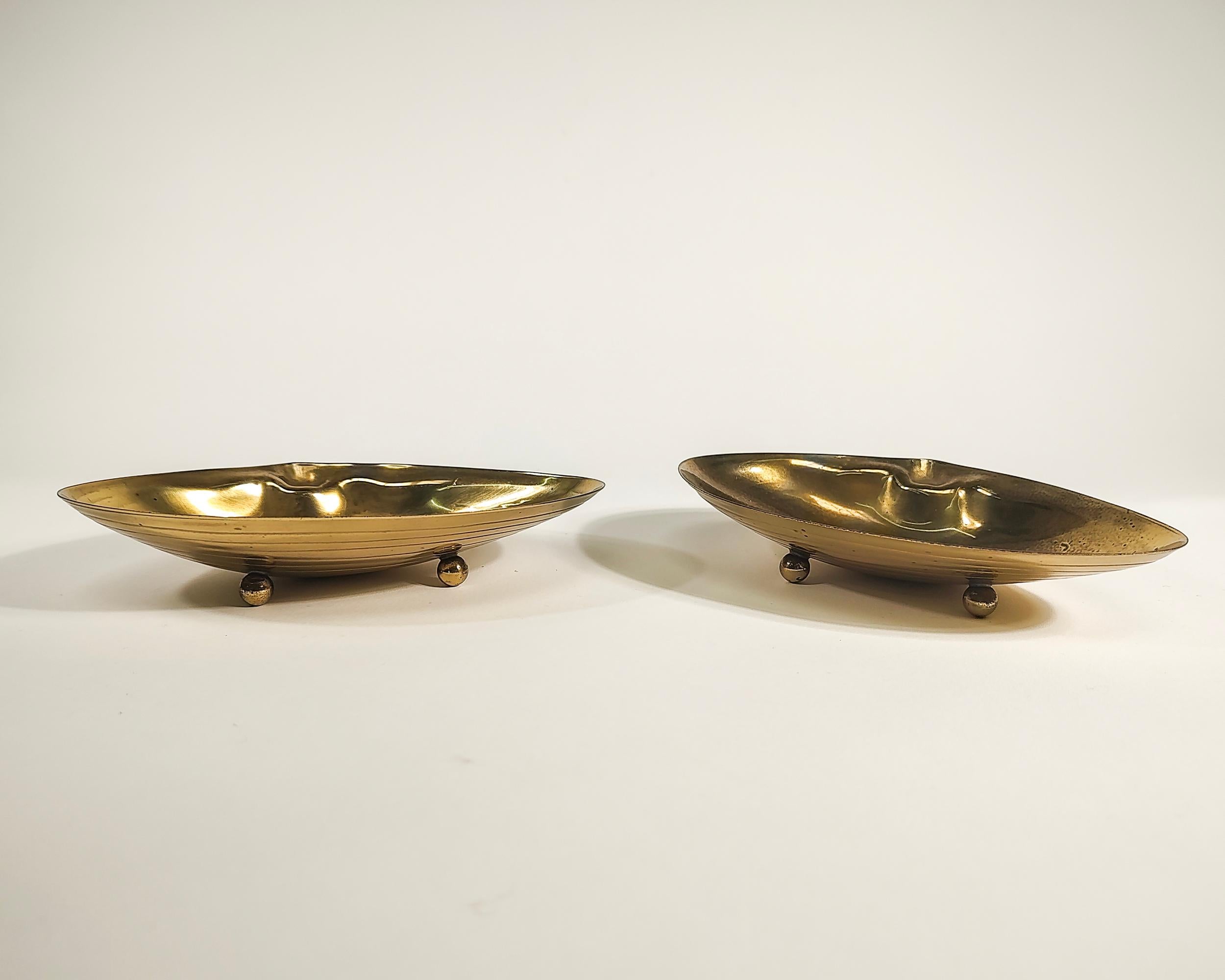 Pair of Brass Shell Ashtray Catch Dishes 5