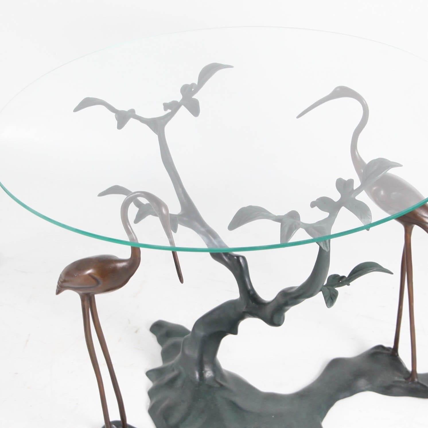 Late 20th Century Pair of brass side tables For Sale