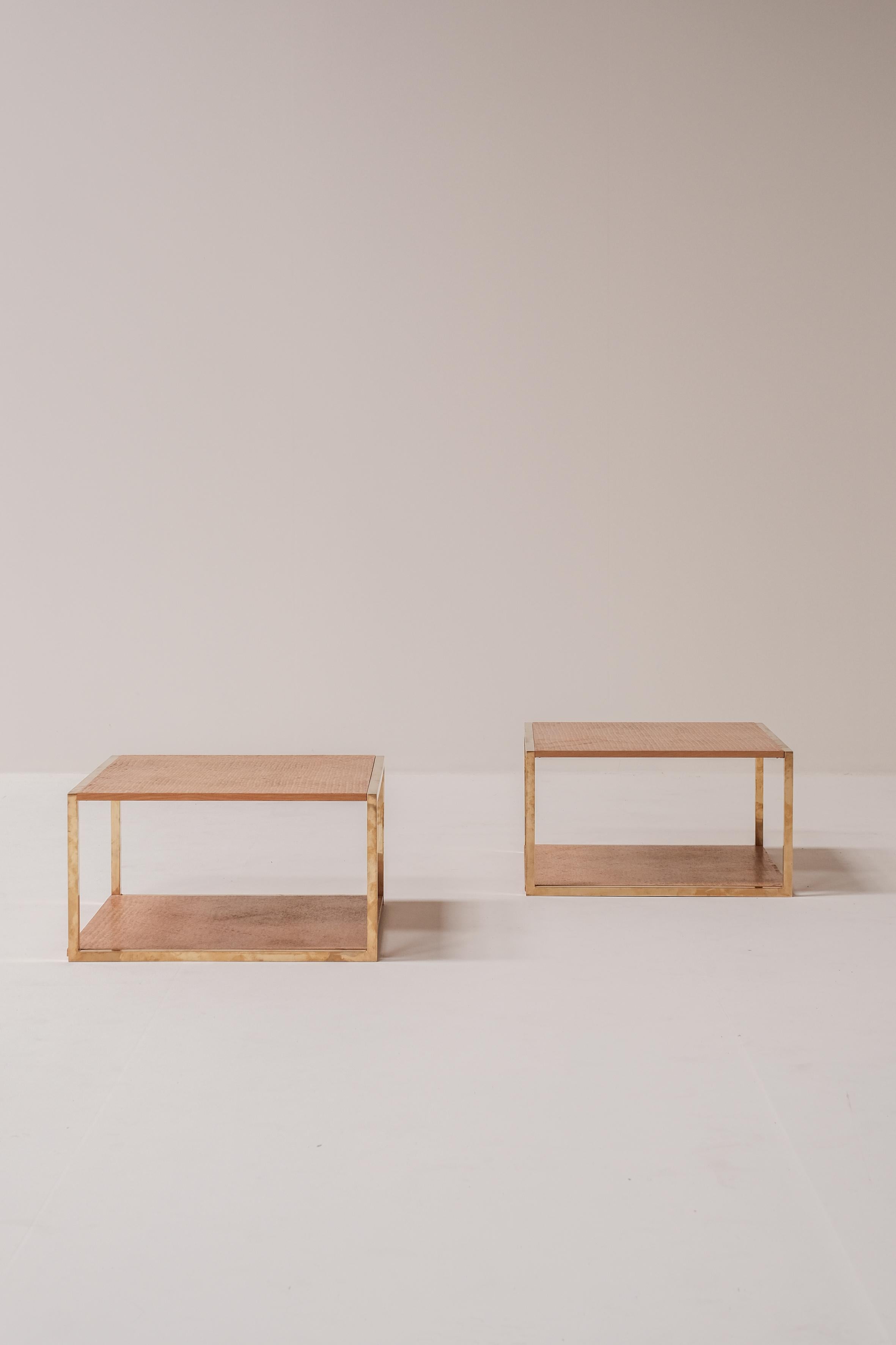 Paire de tables d'appoint en laiton Italie 1970 en vente 1
