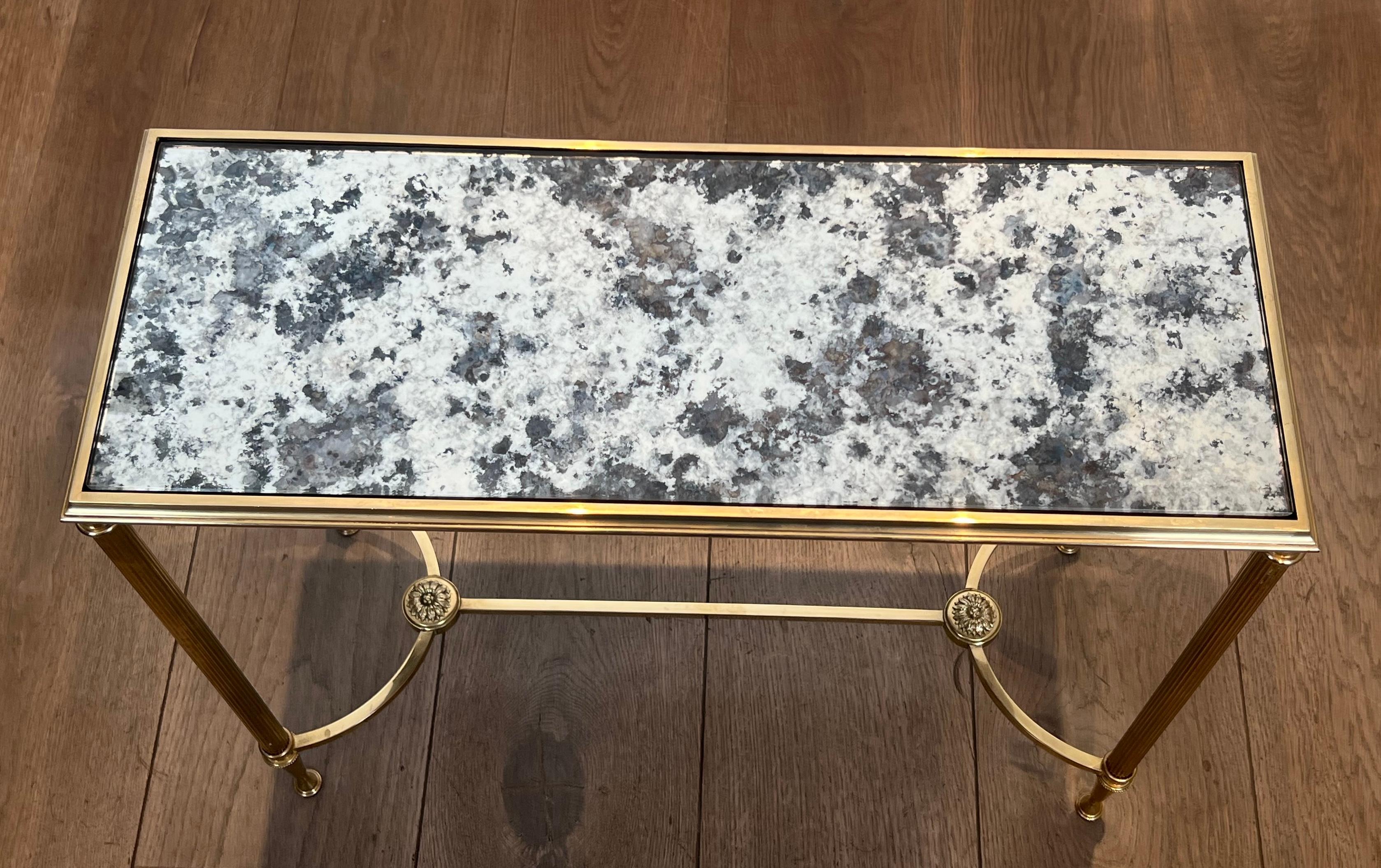 Pair of Brass Side Tables with Oxidized Mirror Tops by Maison Baguès en vente 1