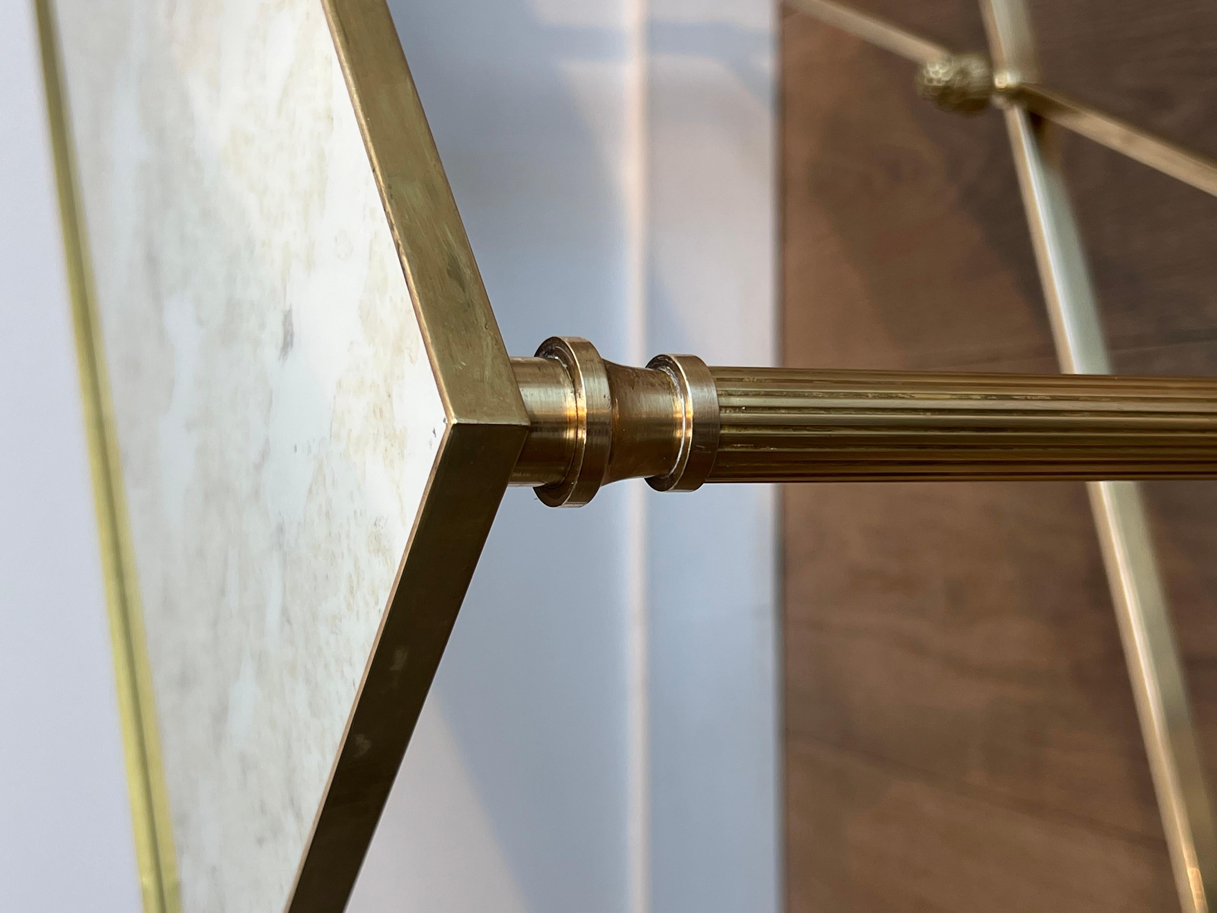Coppia di tavolini in ottone con piani in specchio ossidato di Maison Jansen in vendita 3