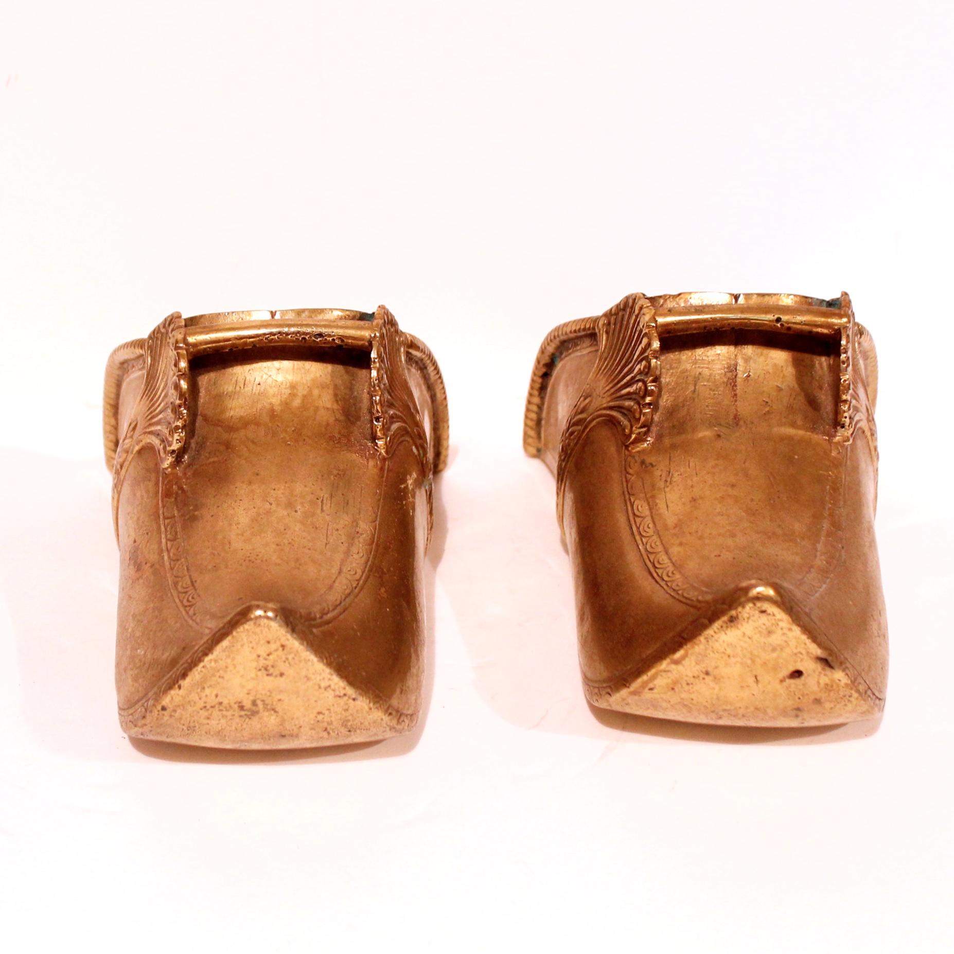 Cast Pair Of Brass Stirrups, 19th Century, Spanish Colonial For Sale