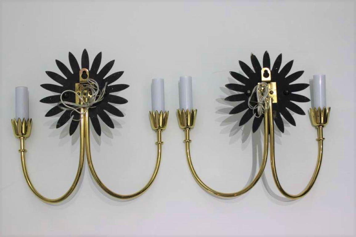 Lacquered Pair of Brass Sunflower Motif Brass Wall Sconces For Sale