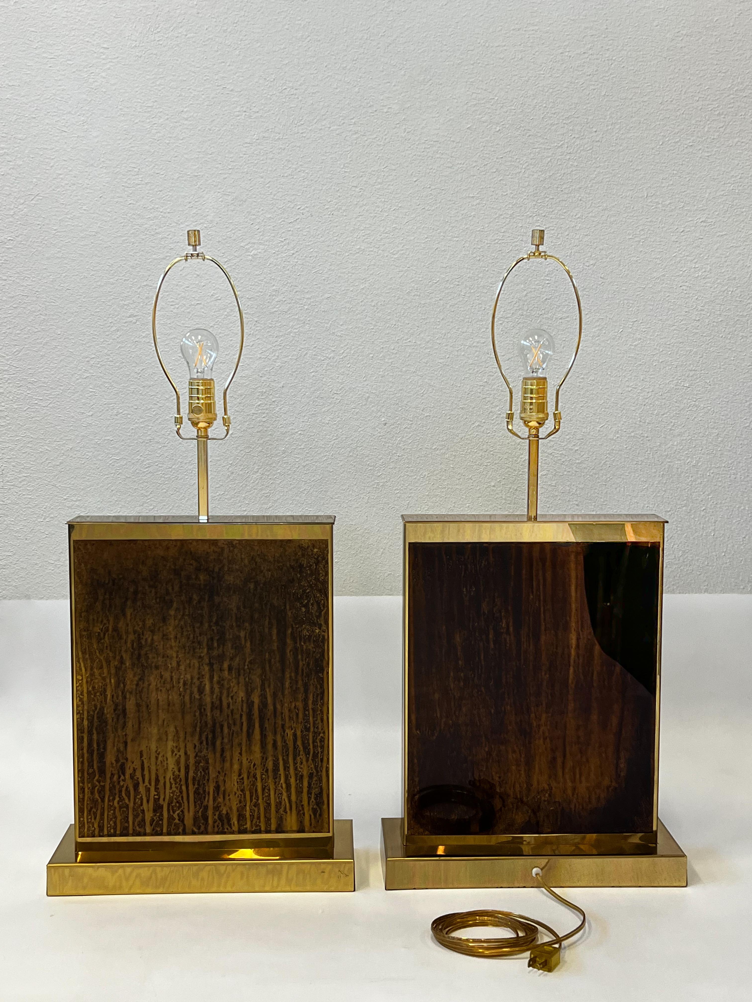 Américain Paire de lampes de bureau en laiton par Curtis Jere en vente