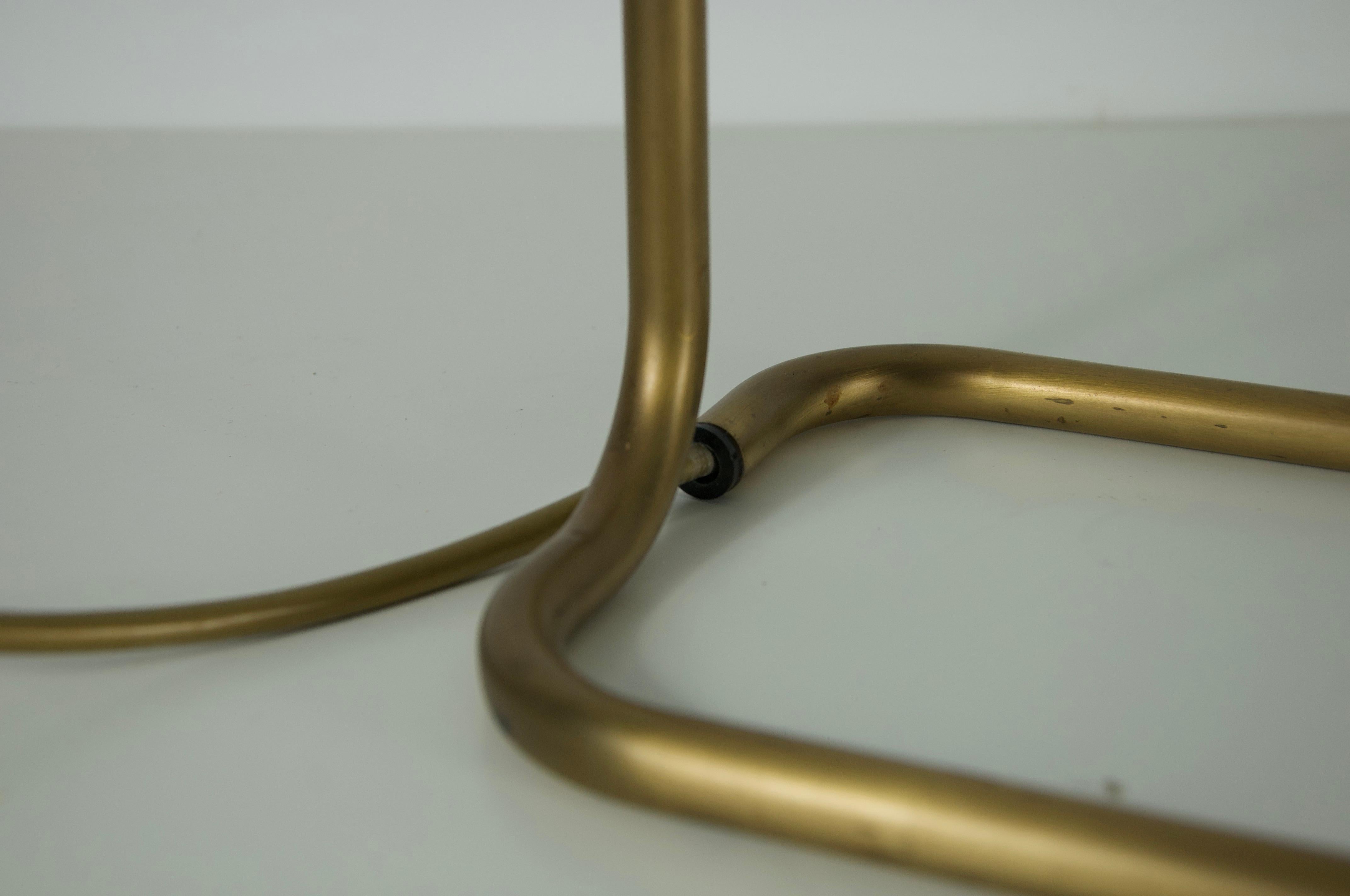 Coppia di lampade da tavolo in ottone di Florian Schulz, Germania, anni '70 in vendita 3