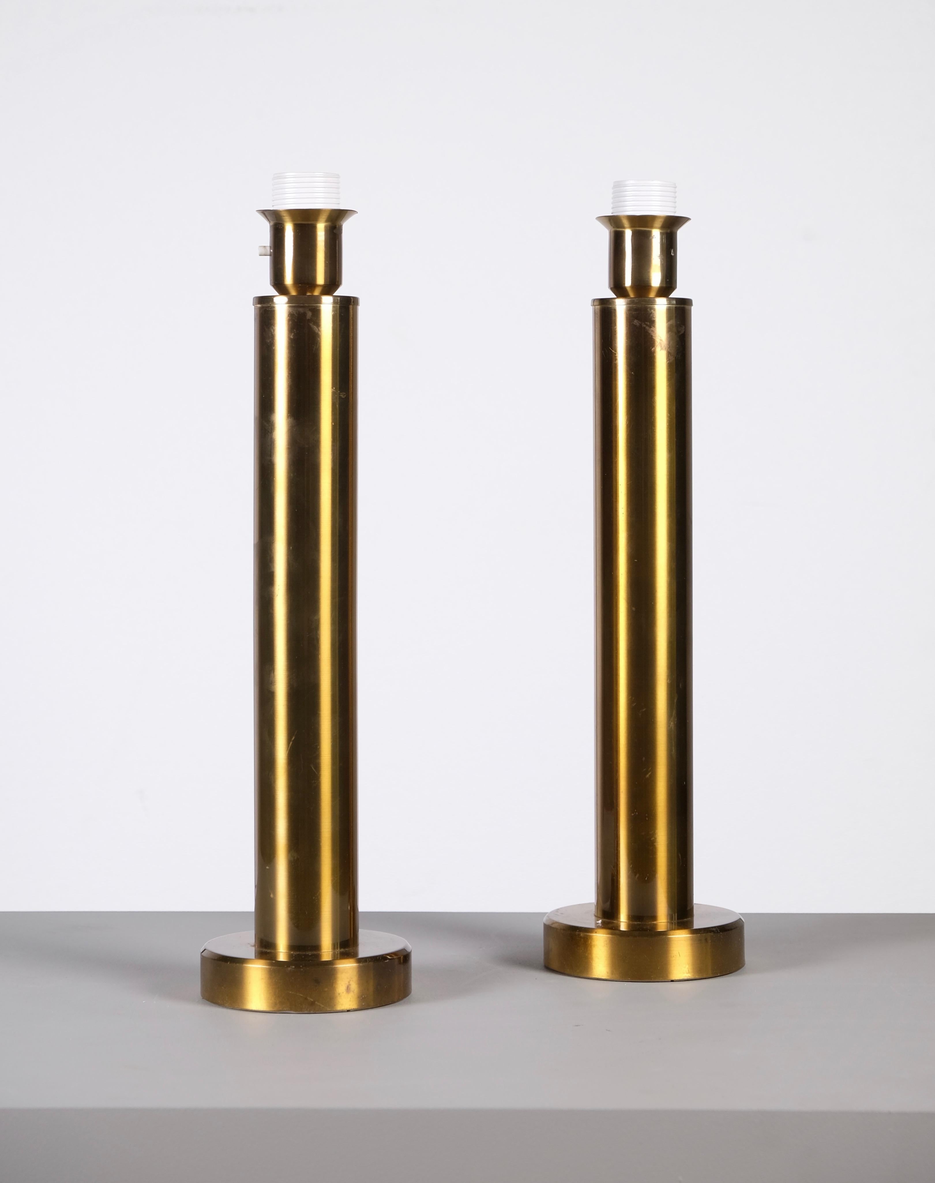 Scandinavian Modern Pair of Brass Table Lamps by Kosta Belysning, Sweden, 1970s For Sale