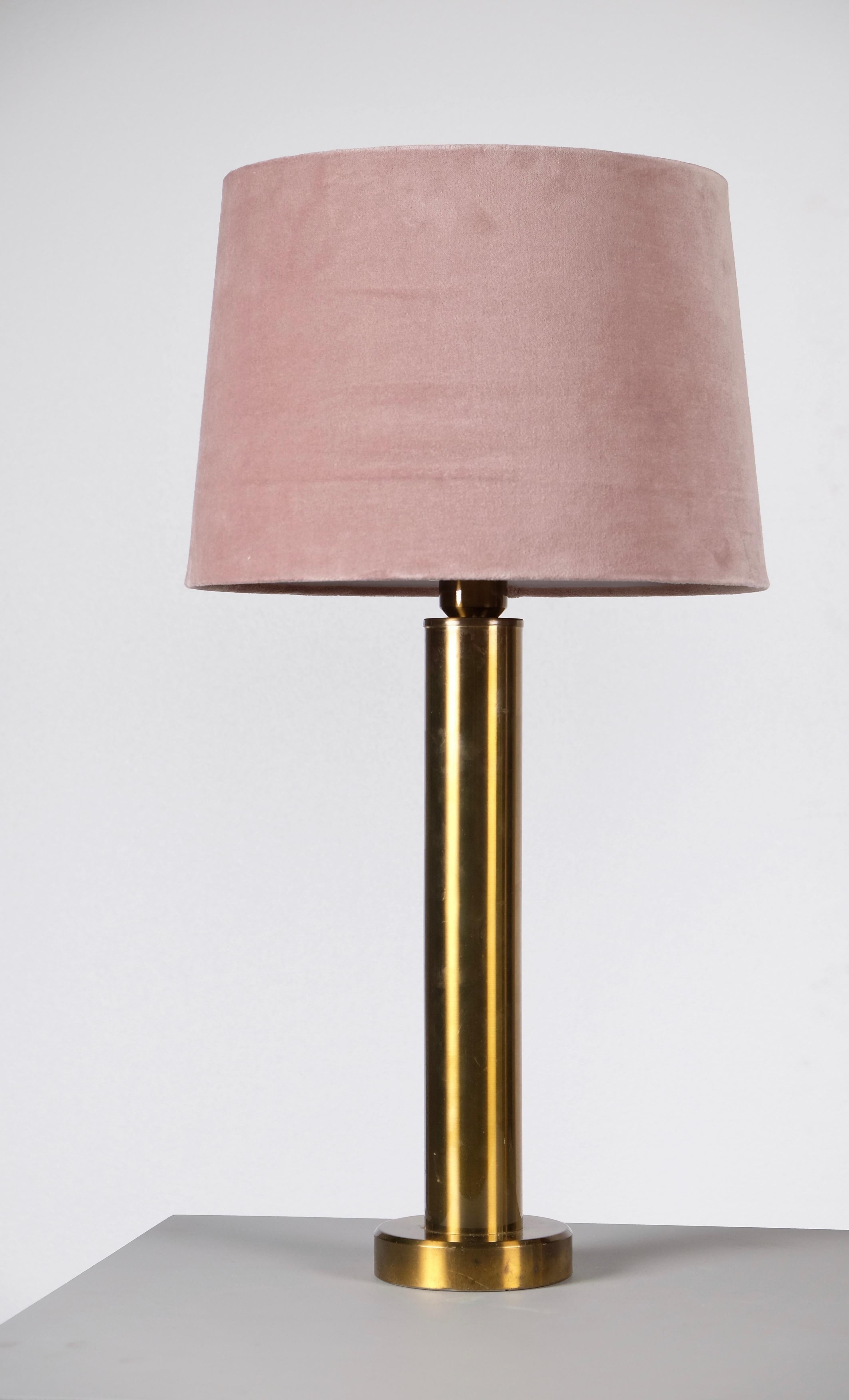 Swedish Pair of Brass Table Lamps by Kosta Belysning, Sweden, 1970s For Sale
