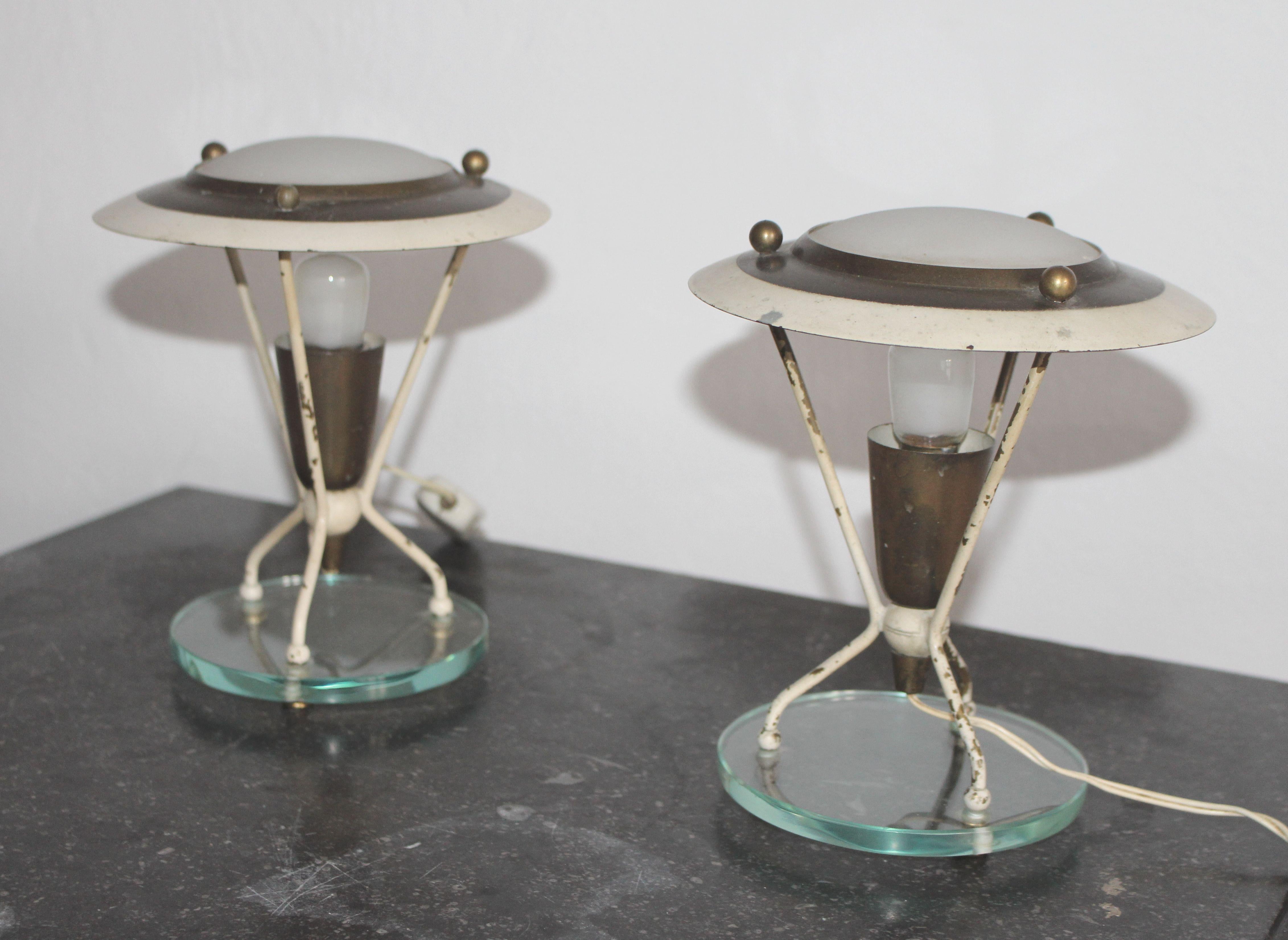 Pair of Brass Table Lamps In Good Condition For Sale In Los Angeles, CA
