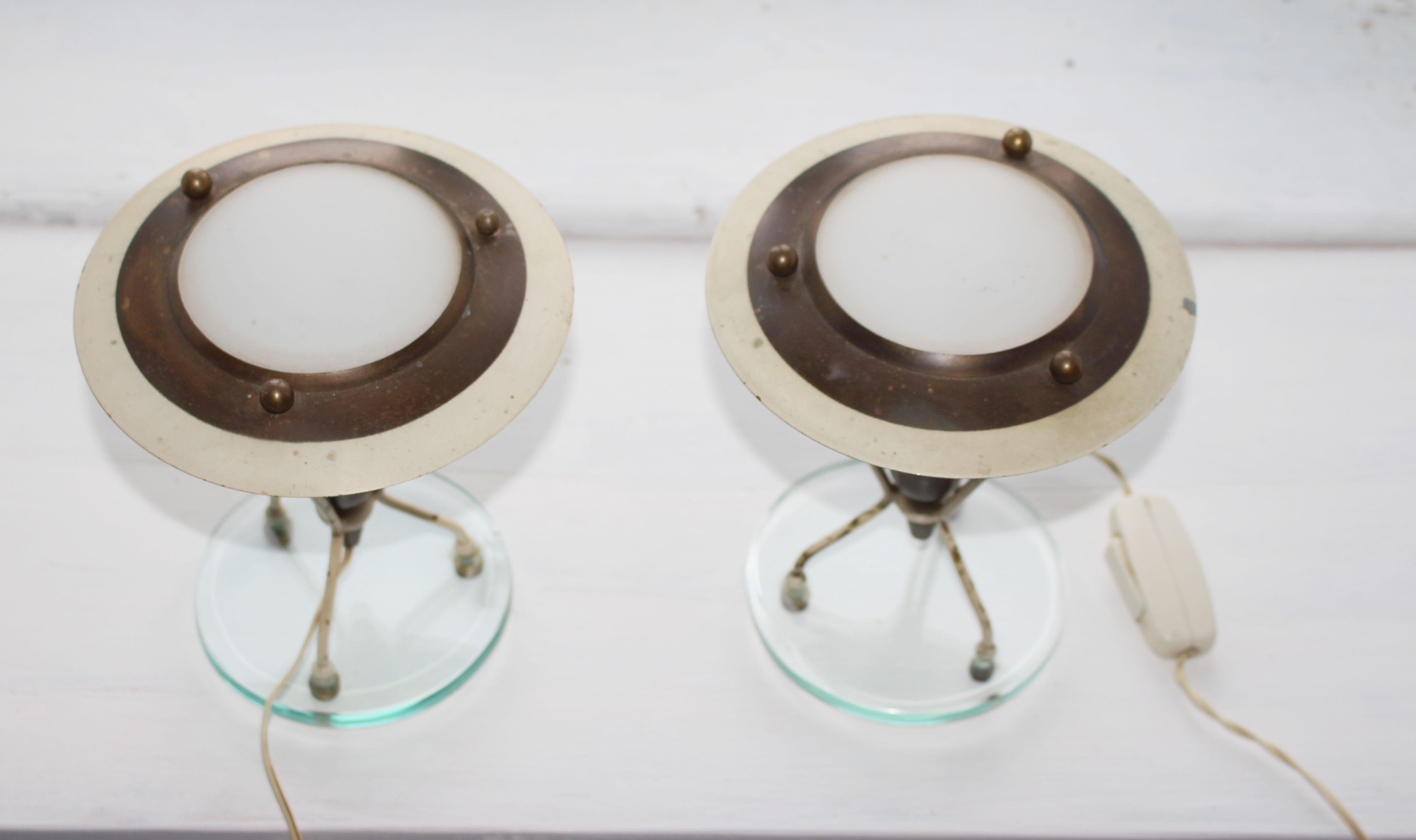 Paar Tischlampen aus Messing (Mitte des 20. Jahrhunderts) im Angebot
