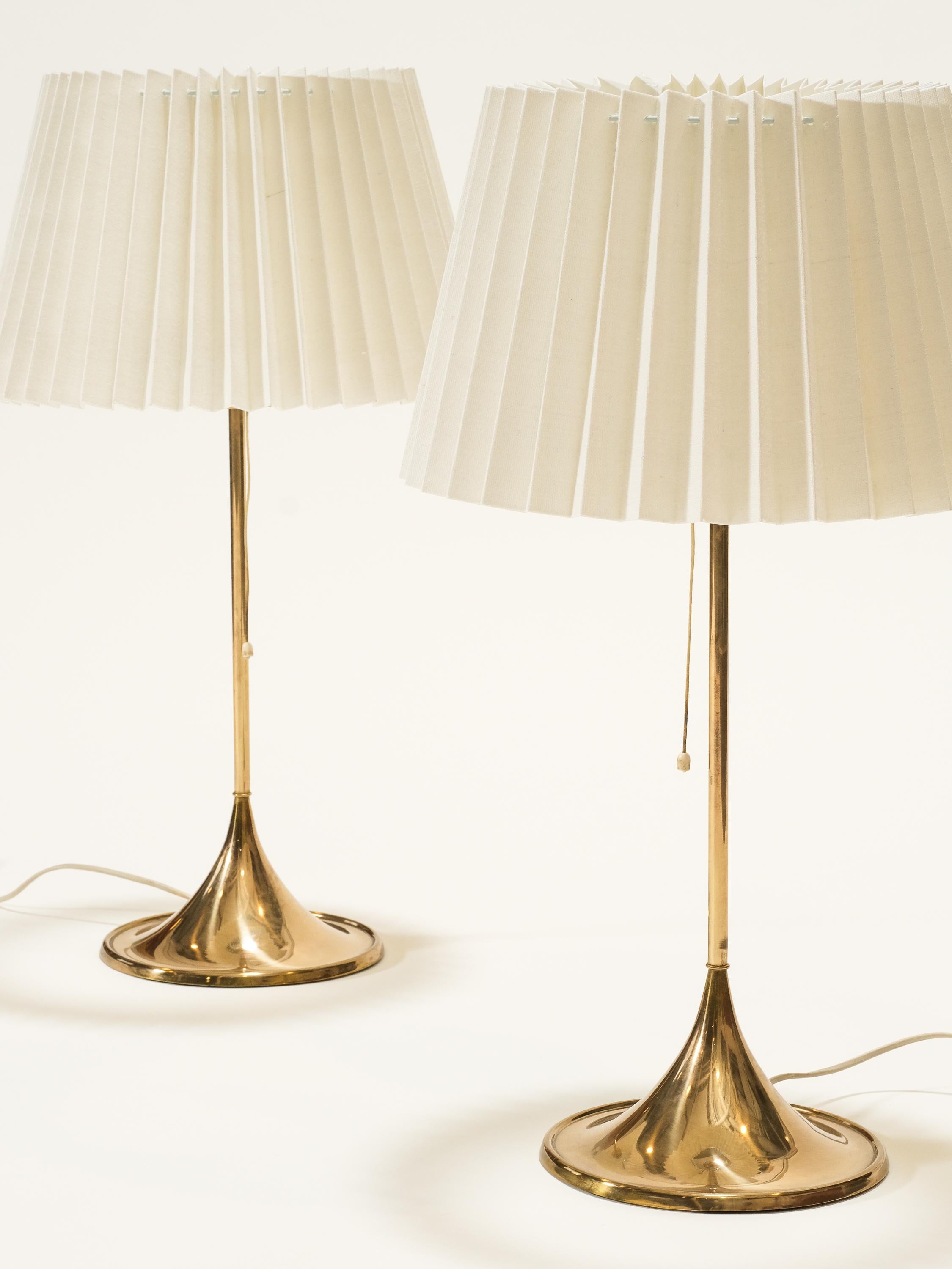 Scandinavian Modern Pair of Brass Table Lamps Model B-024 by Bergboms, Sweden, 1960s