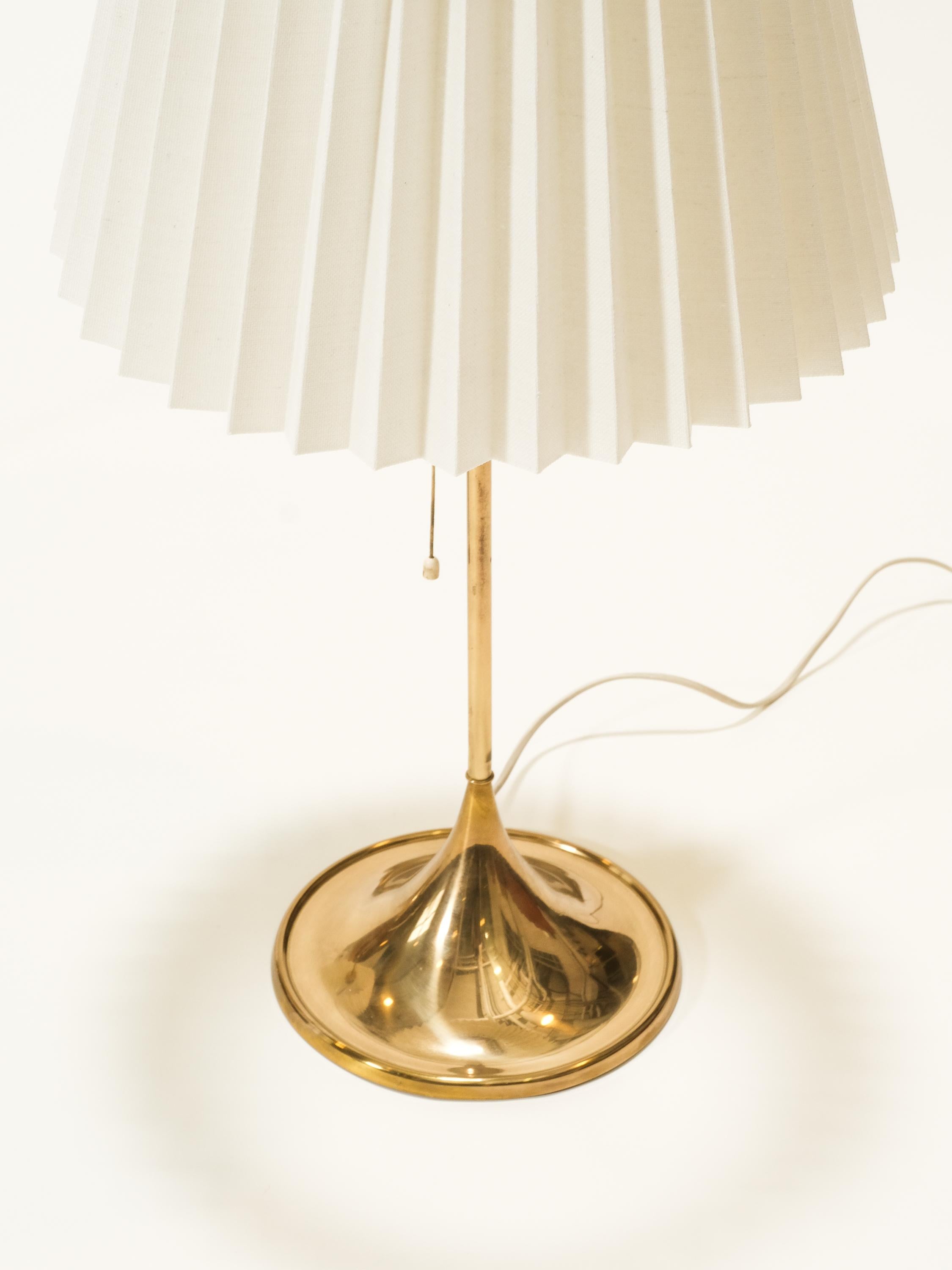Mid-20th Century Pair of Brass Table Lamps Model B-024 by Bergboms, Sweden, 1960s