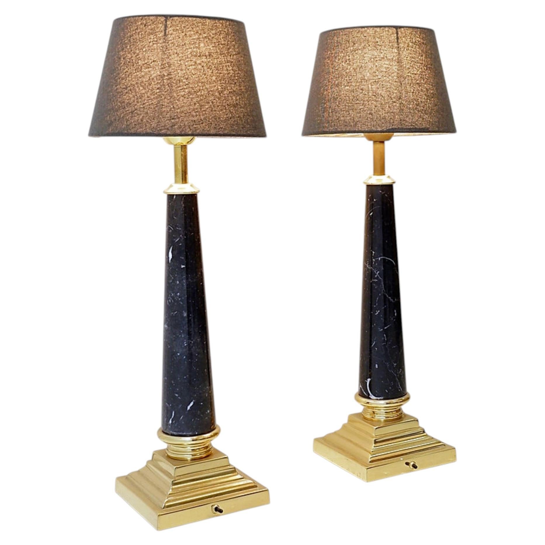 Pair of brass table lamps with black marble column - Art deco Style For Sale