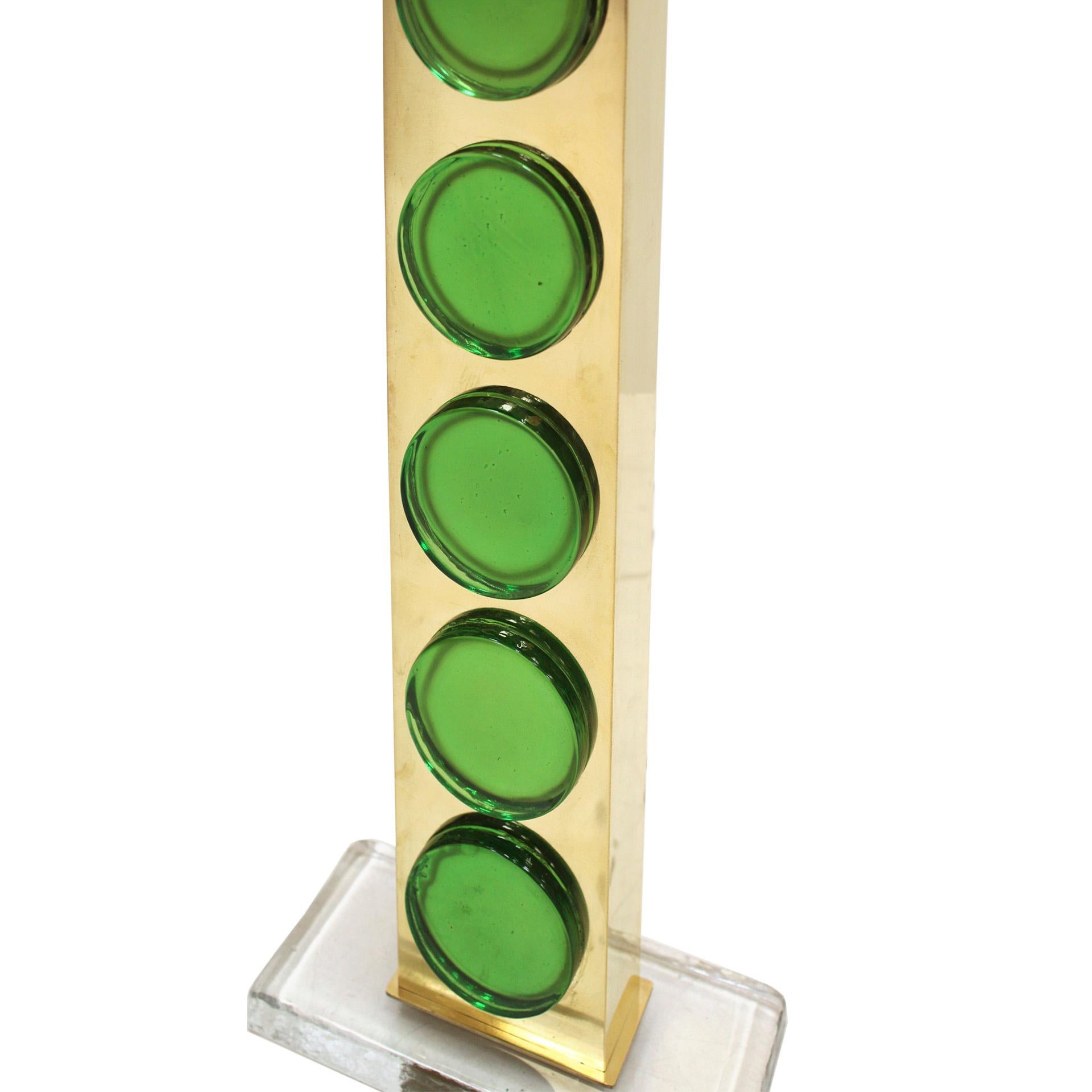 Paire de lampes de bureau en laiton avec verre de Murano vert Italie en vente 4