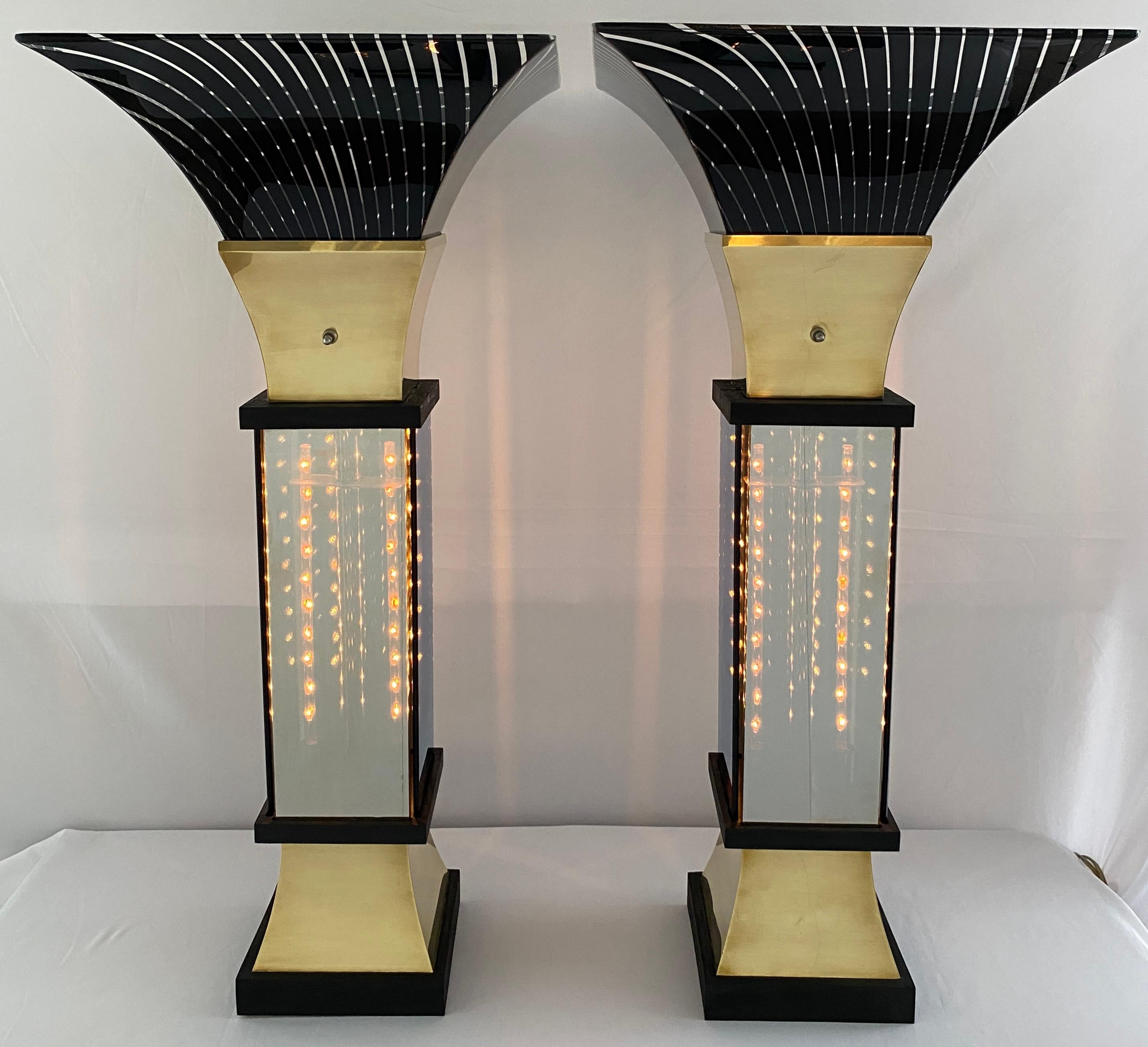 Hollywood Regency Pair of Brass Torchiere Table Lamps In the Style of Gaetano Scolari For Sale