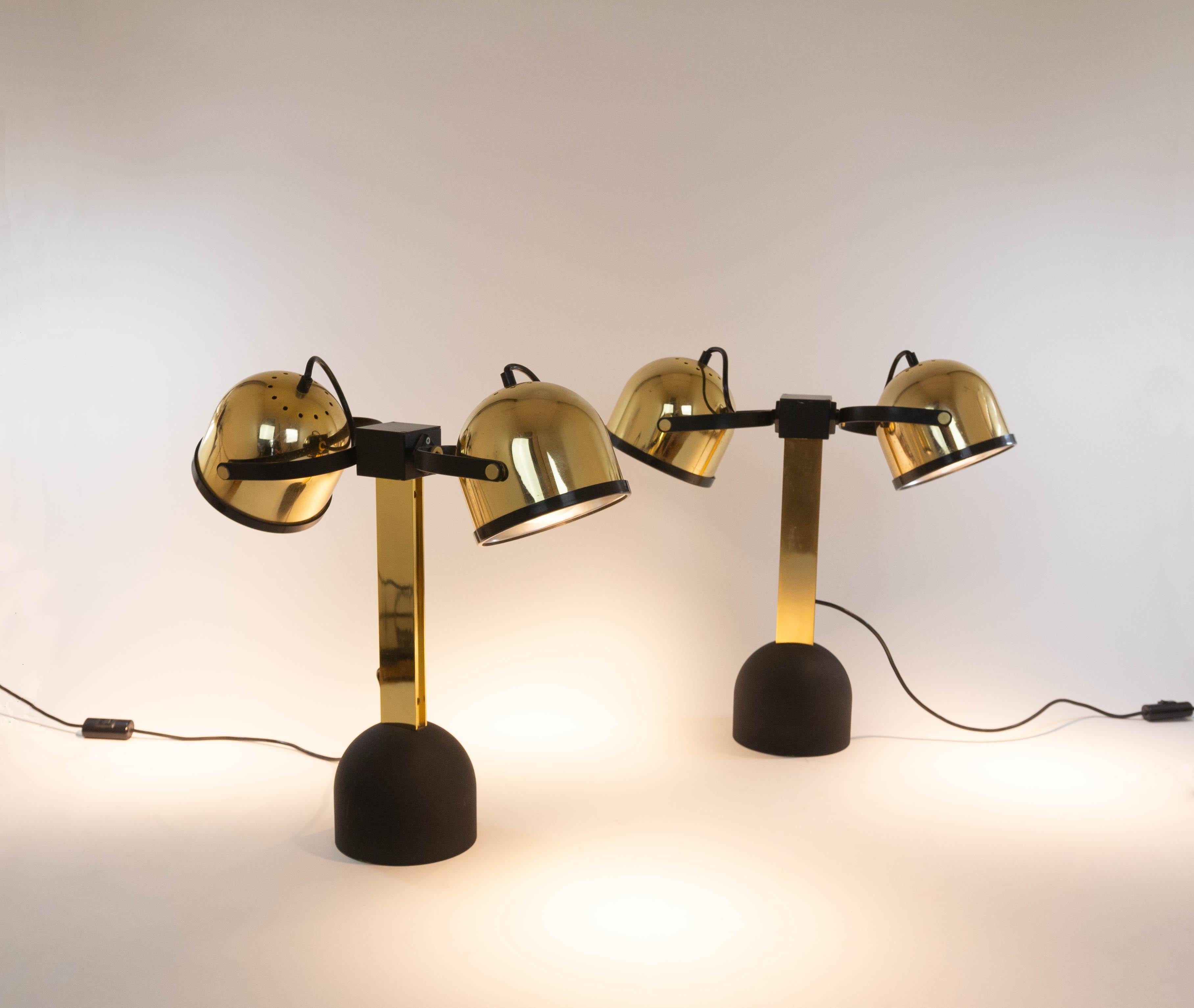Mid-Century Modern Pair of brass Trepiù table lamps by Gae Aulenti & Livio Castiglioni for Stilnovo For Sale