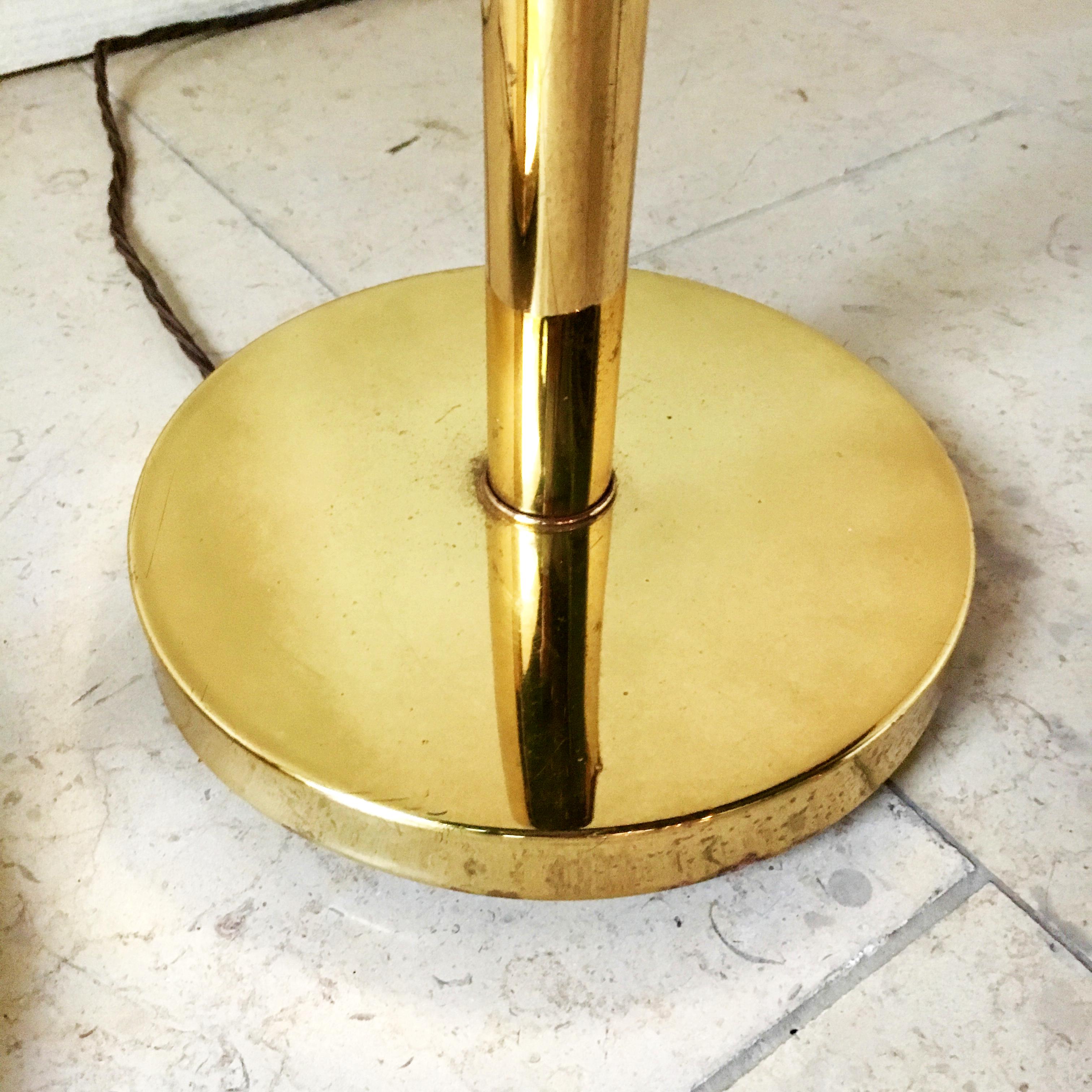 Pair of Brass Trumpet Uplighter Floor Lamps by Laurel, 1960s In Good Condition In London, GB