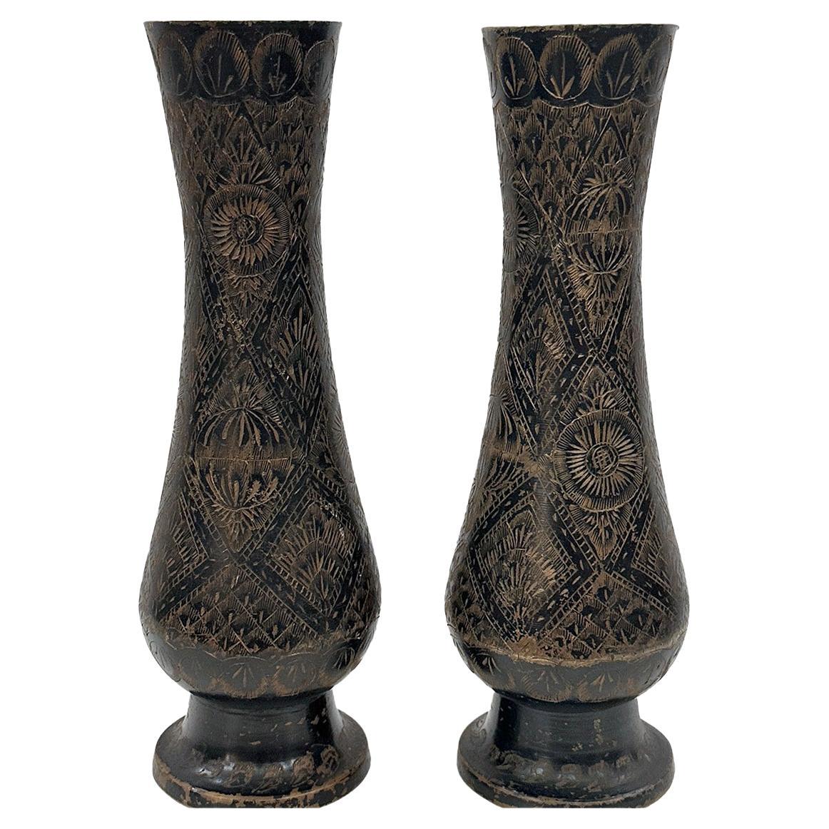 Paire de vases en laiton en vente