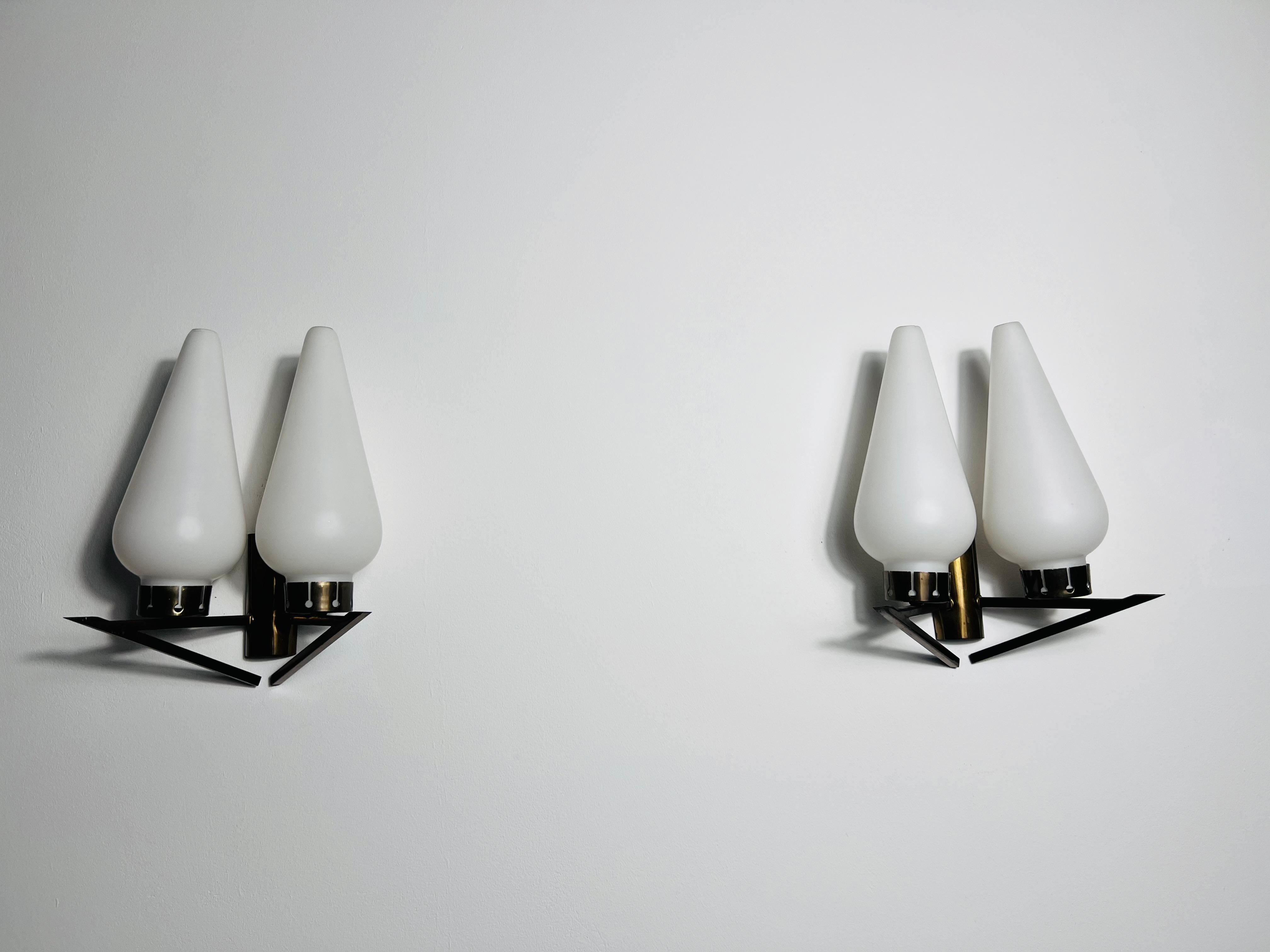 Italian Pair of Brass Wall Lamps by Arredoluce, Italy, 1960s For Sale