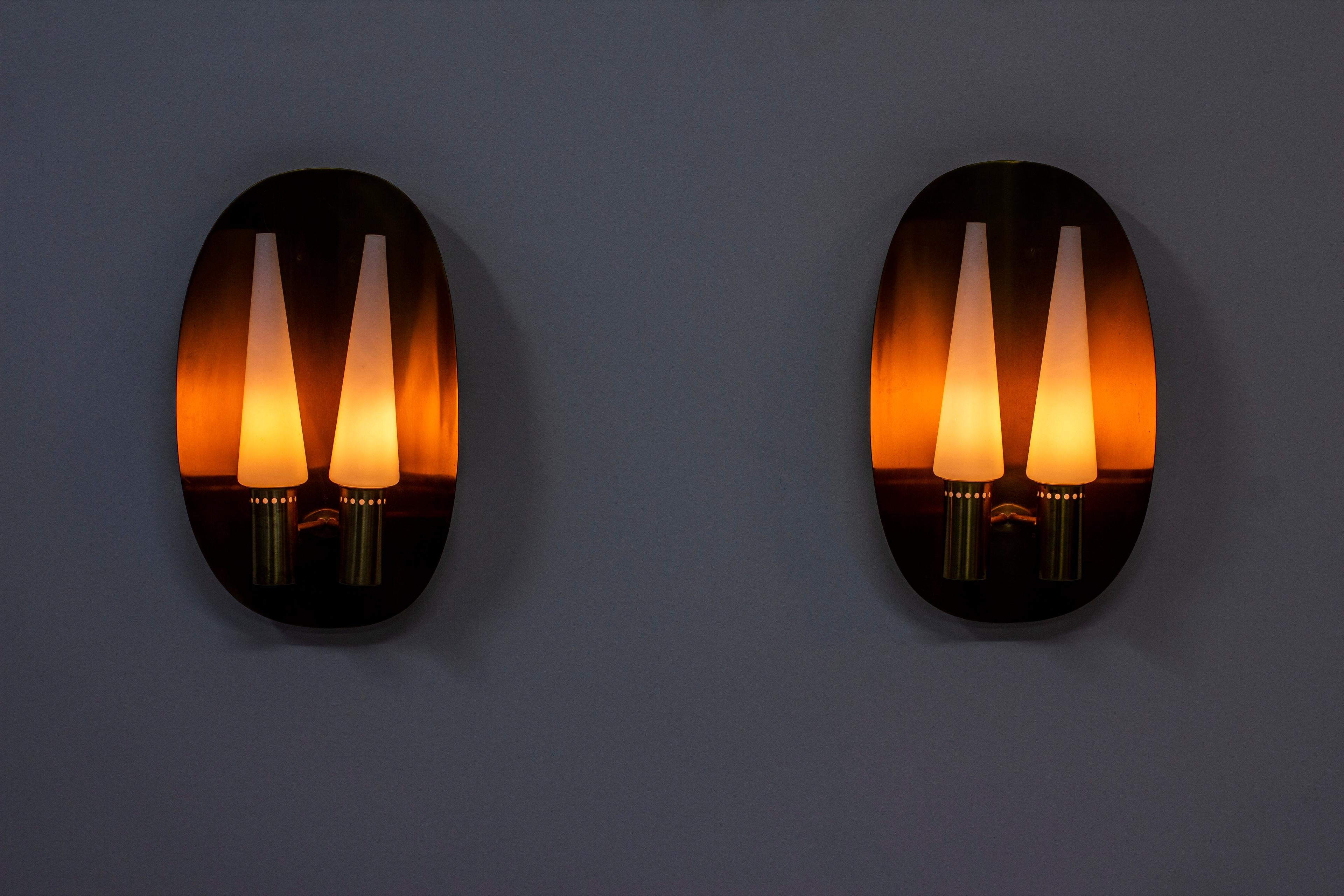 Pair of Brass Wall Lamps by Hans-Agne Jakobsson, Sweden, 1960s For Sale 1