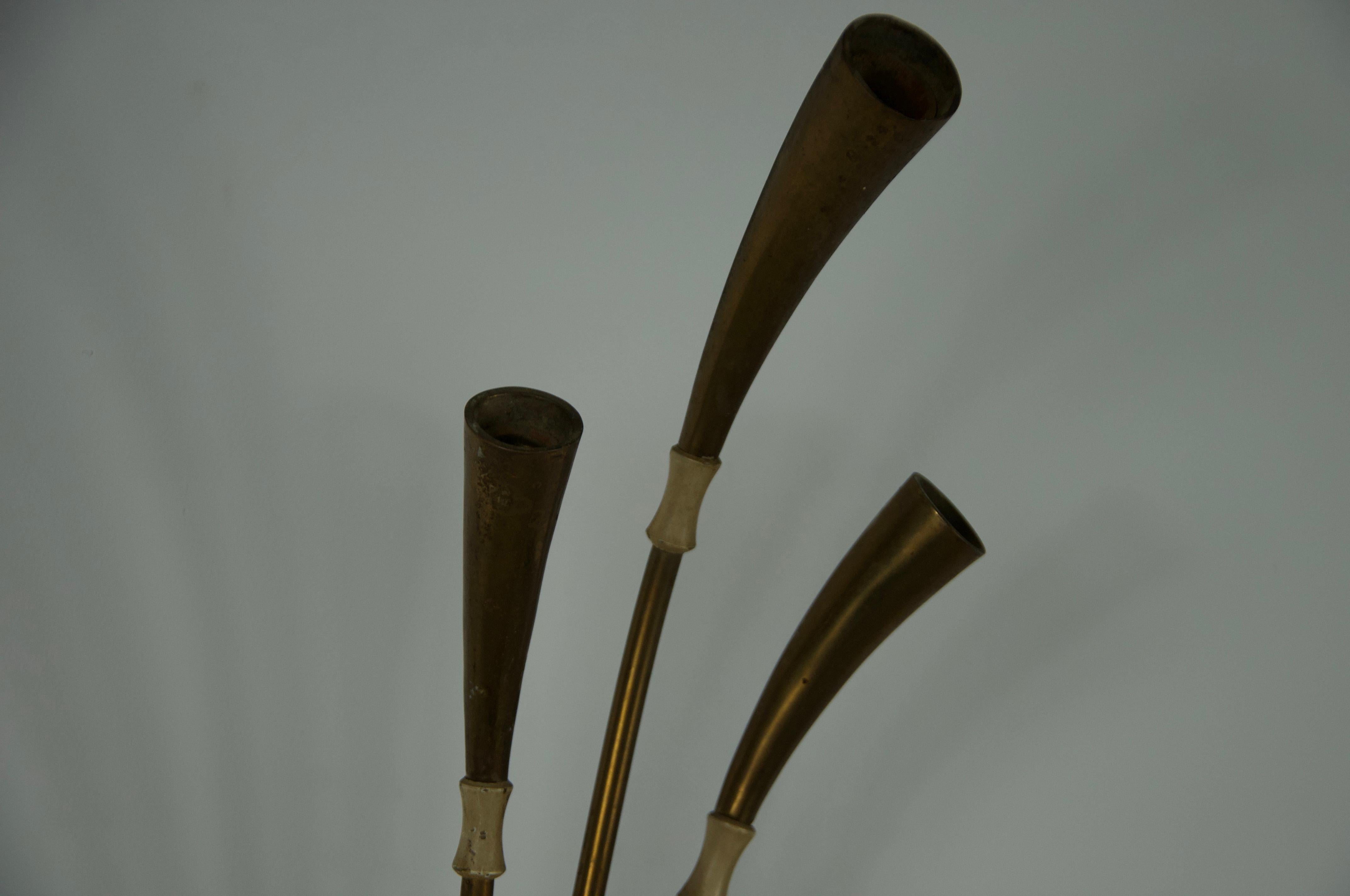 Paire de lampes murales en laiton Oscar Torlasco, Italie, années 1960 en vente 5
