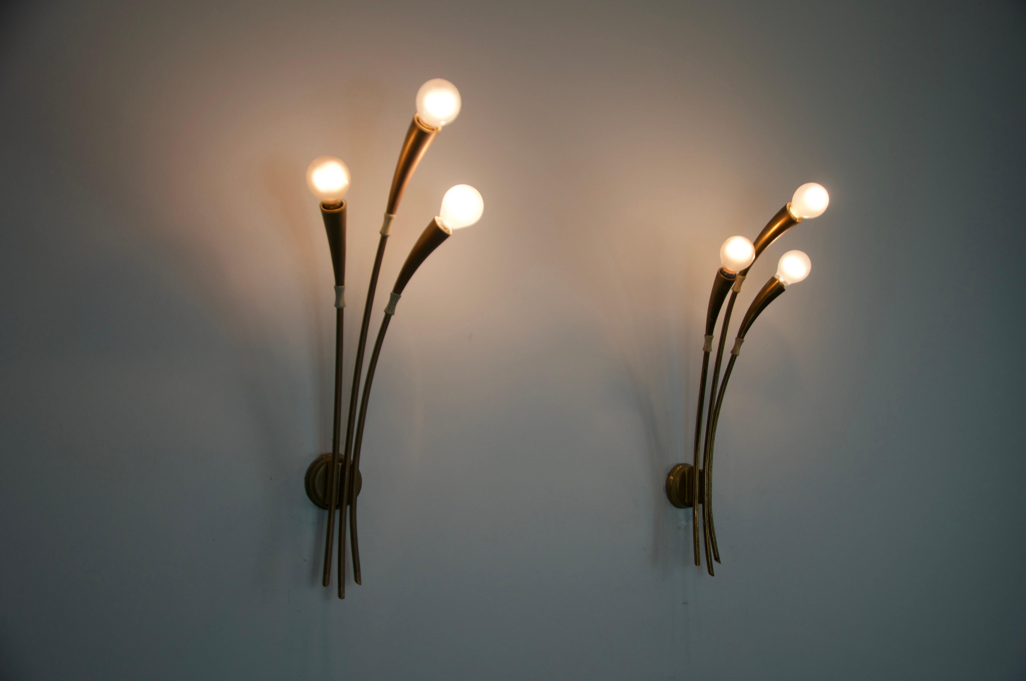 Paire de lampes murales en laiton Oscar Torlasco, Italie, années 1960 en vente 9