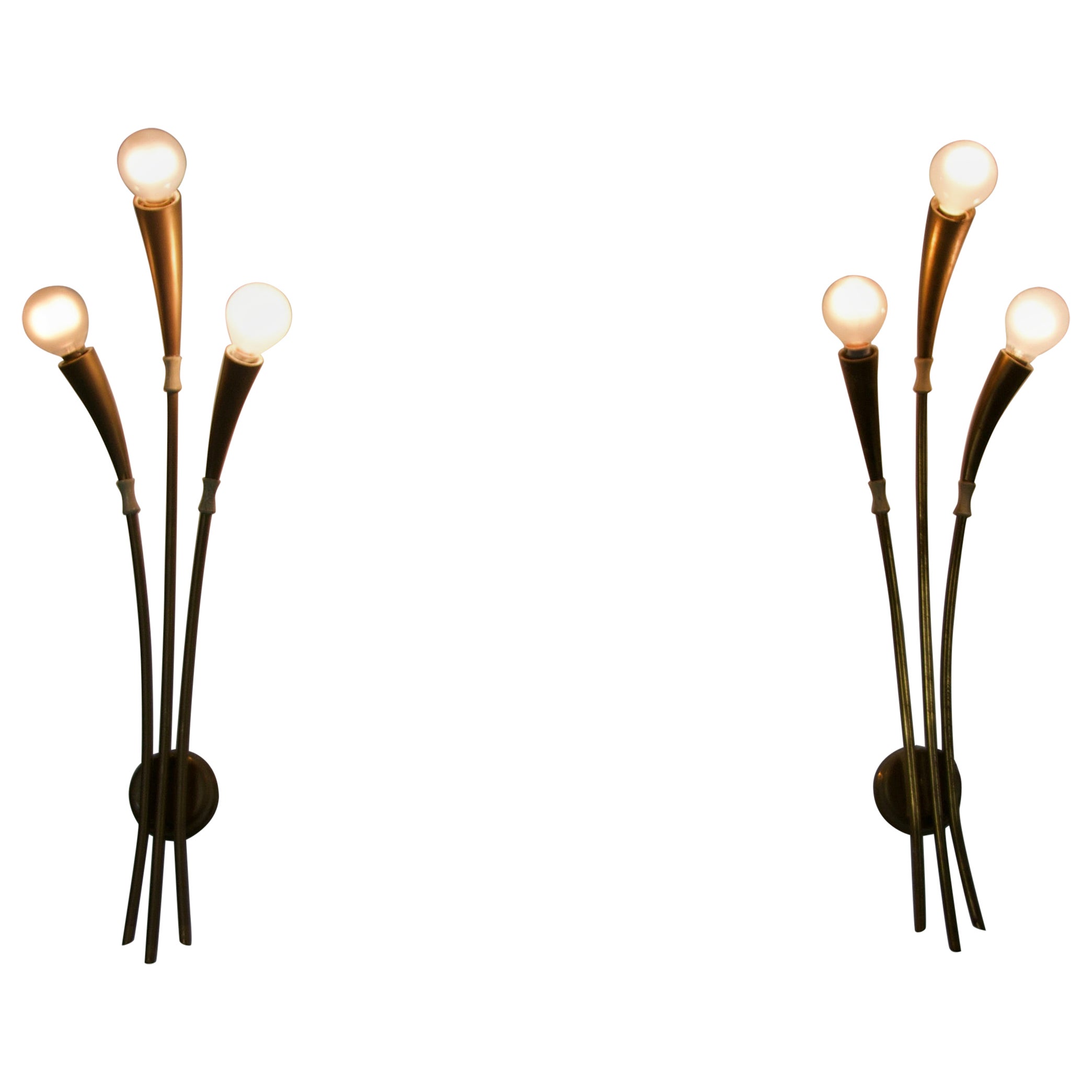 Paire de lampes murales en laiton Oscar Torlasco, Italie, années 1960 en vente