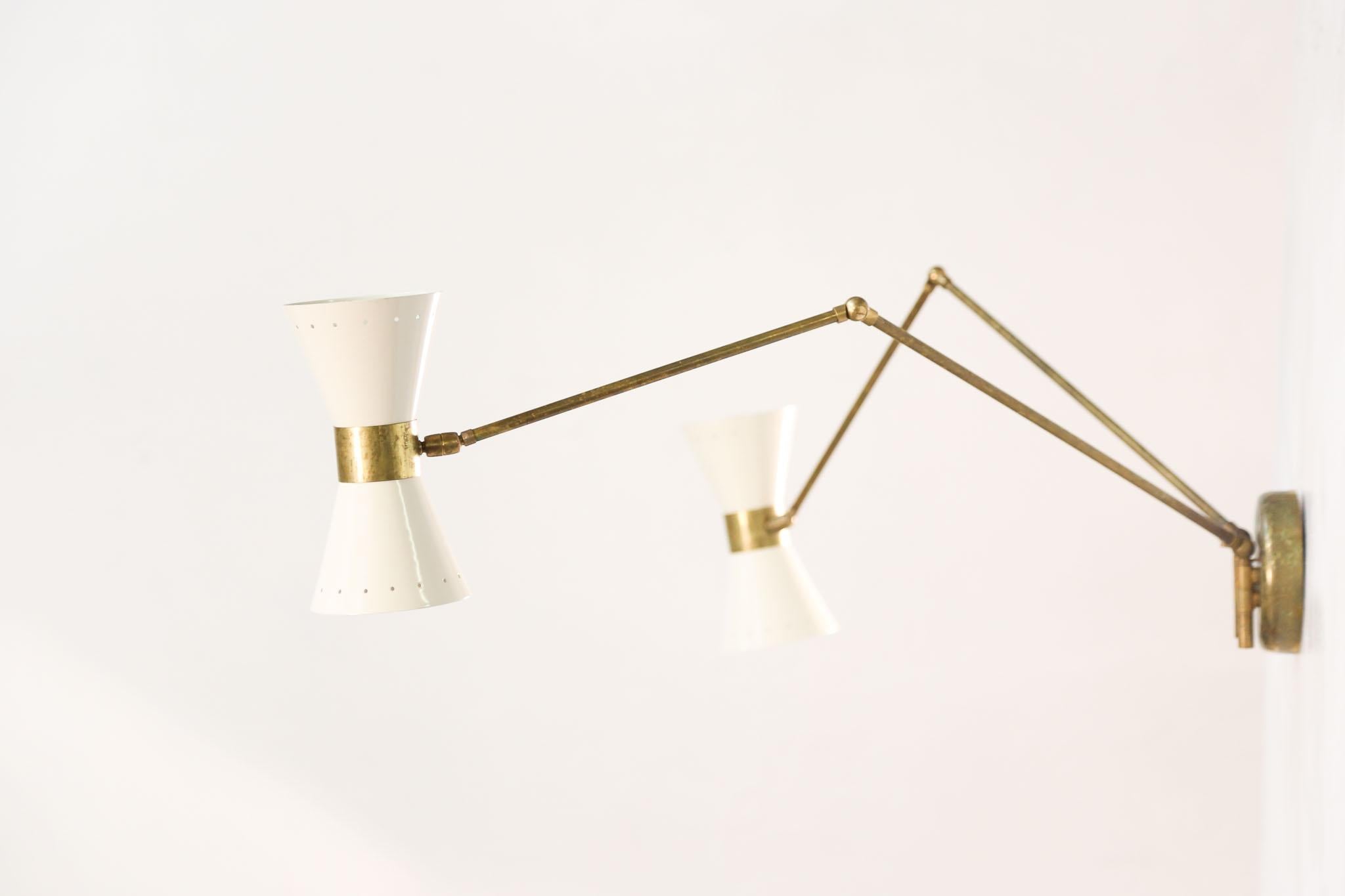 Italian Pair of Brass Wall Light, Style of Stilnovo For Sale