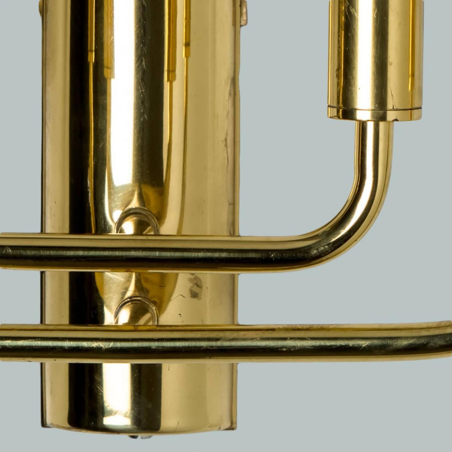 Pair of Brass Wall Lights in the Style of Florian Schulz, Germany Moderno en venta