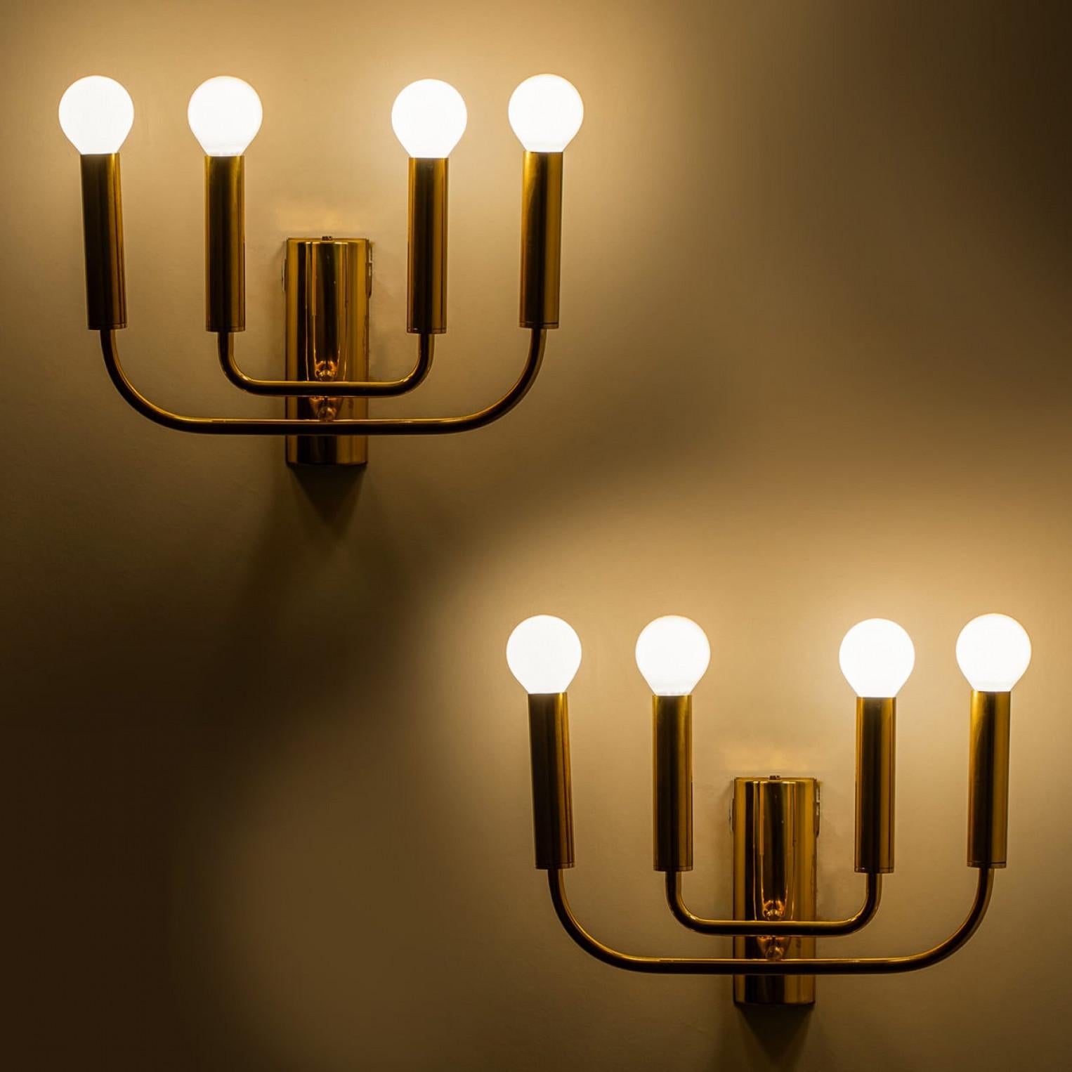Pair of Brass Wall Lights in the Style of Florian Schulz, Germany Alemán en venta