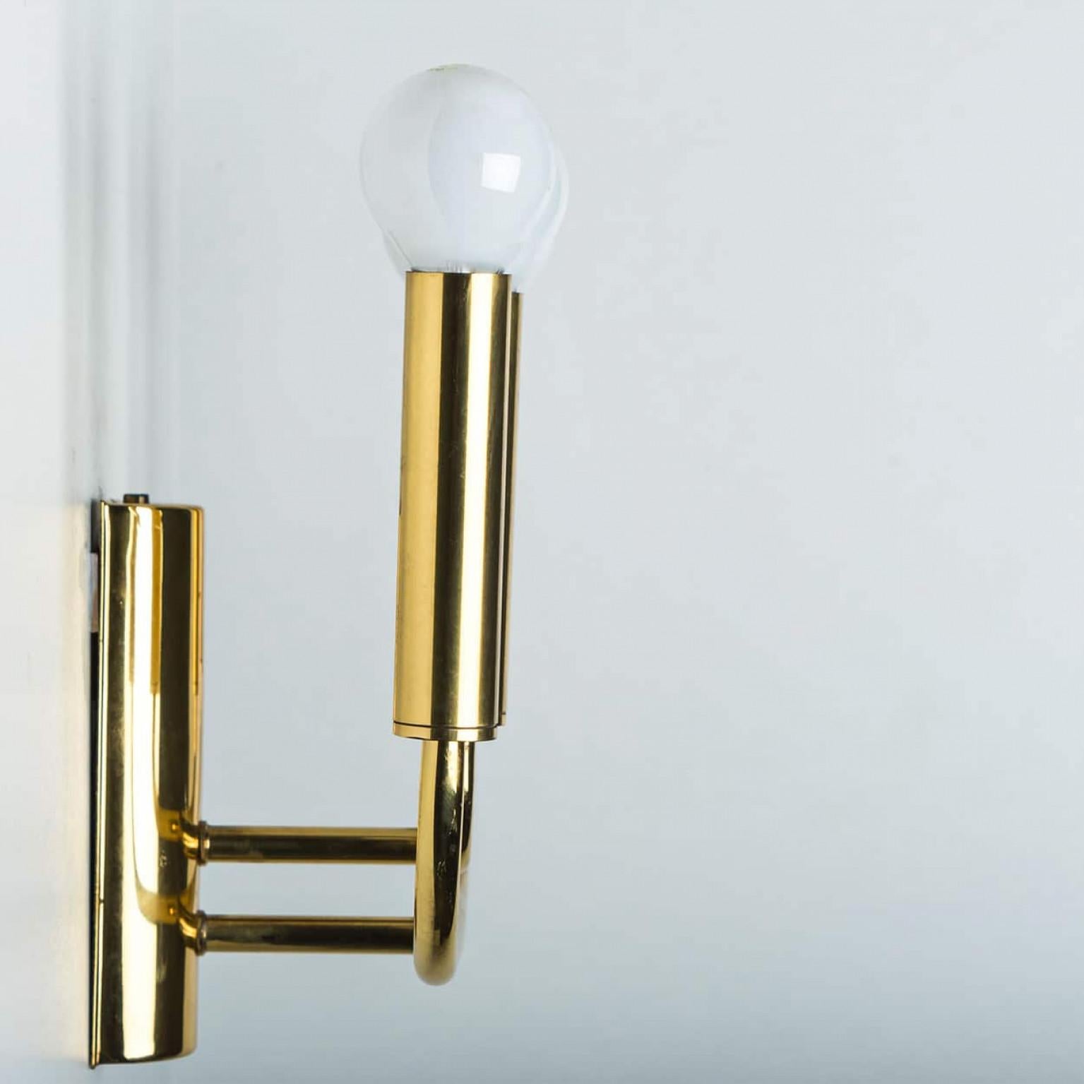 Pair of Brass Wall Lights in the Style of Florian Schulz, Germany en venta 1