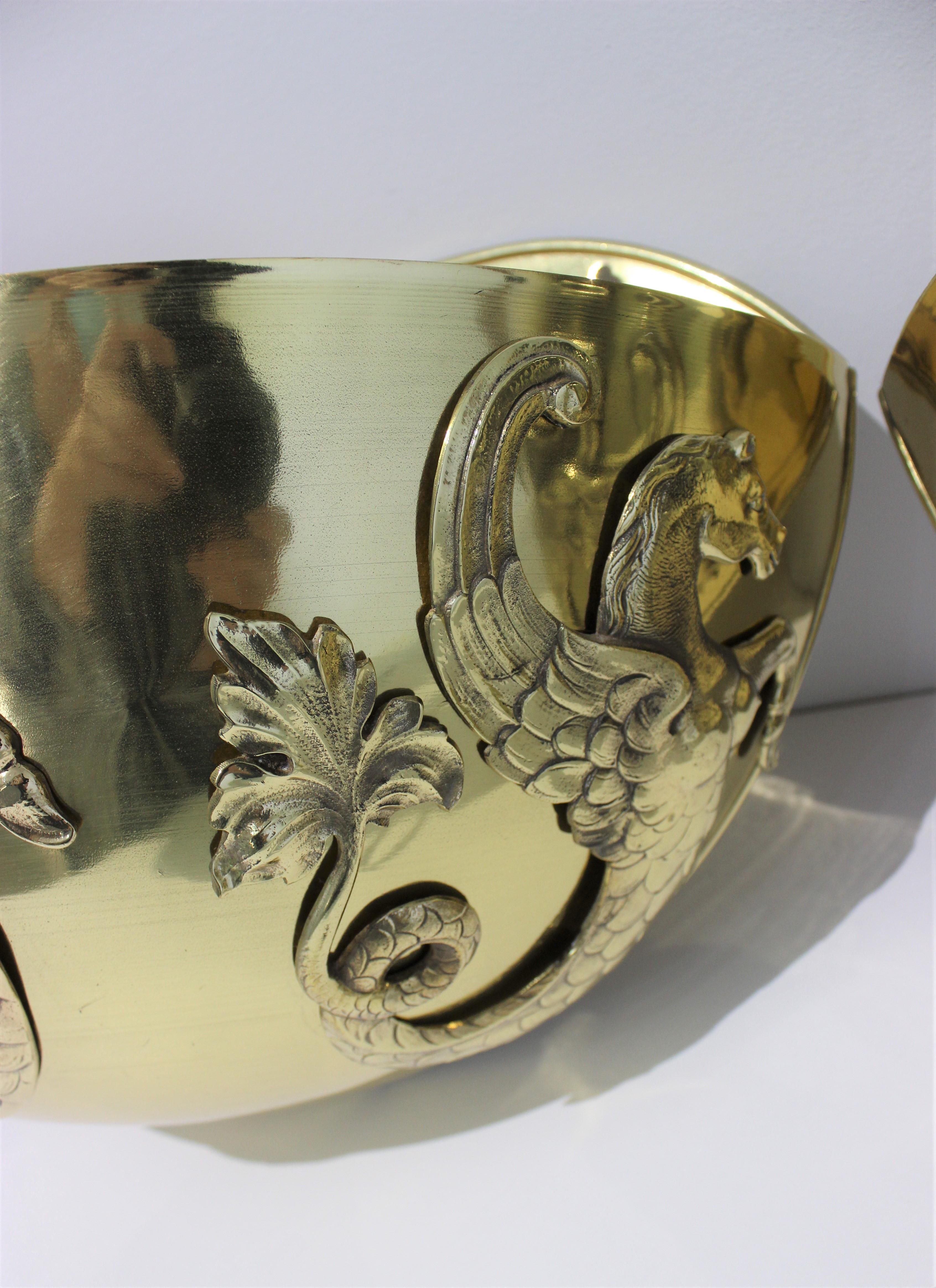 Italian Pair of Brass Wall Mount Cache Pot with Hippocampus Motif For Sale