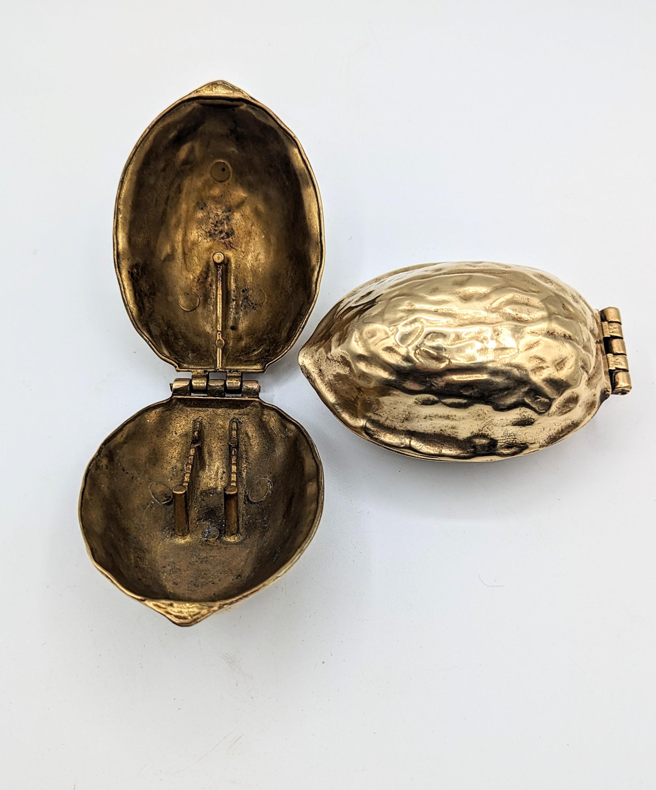 Pair of Brass Walnut Shaped Nut Cracker, Spain 1970’s For Sale 1