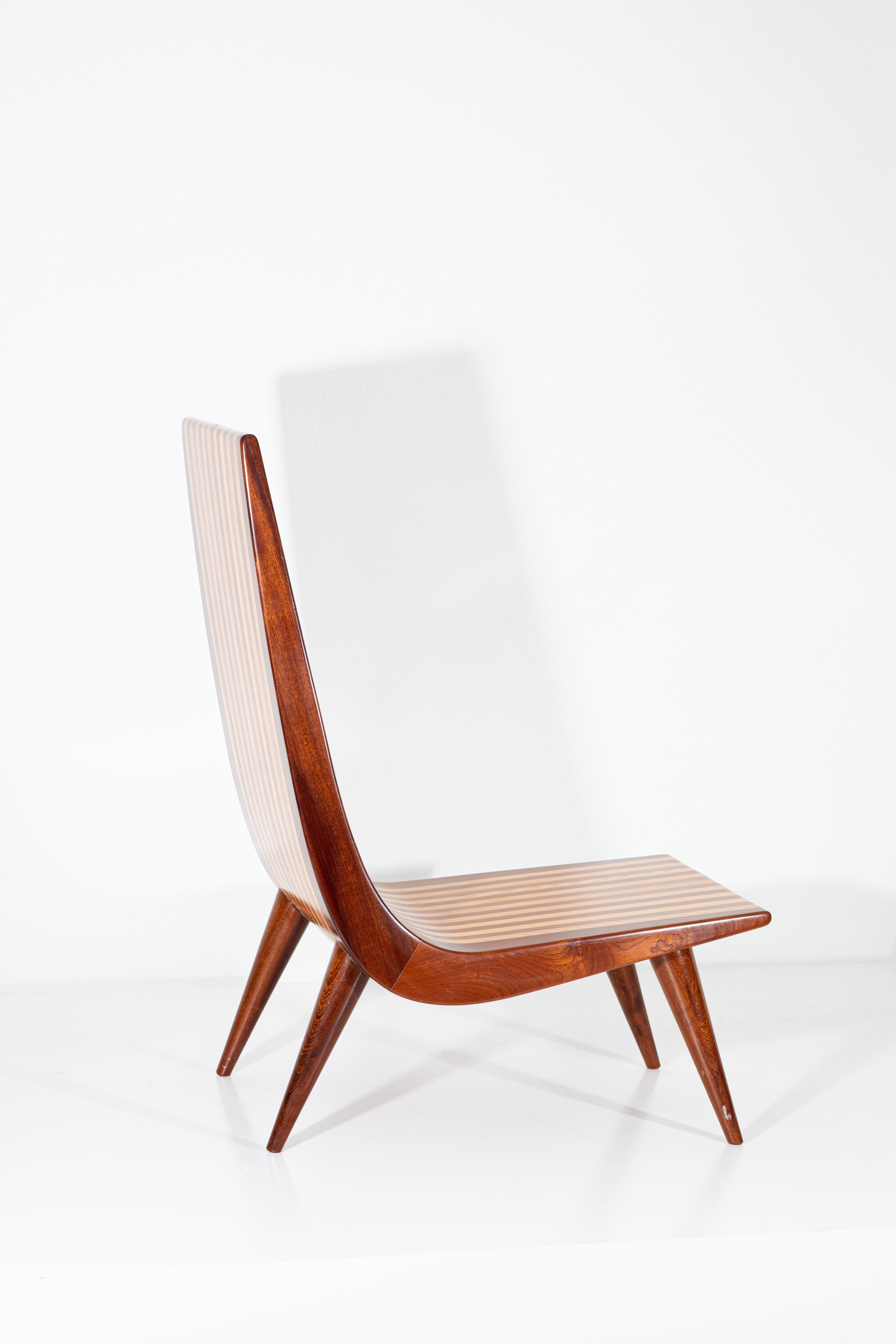 Brésilien Paire de fauteuils brésiliens en vente