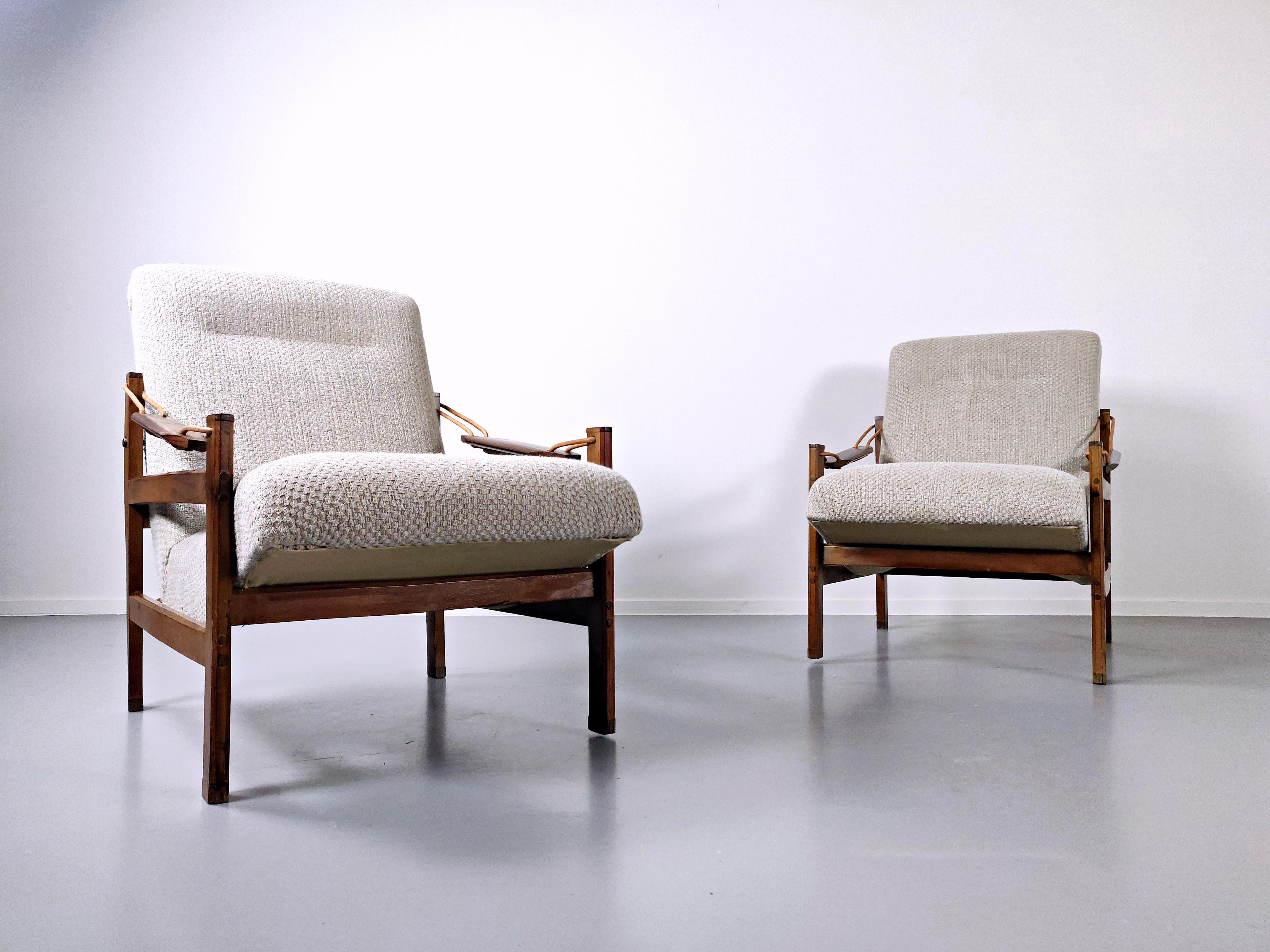 Pair of  Mid-Century Brazilian Armchairs in Style of Sergio Rodrigues, 1960s 9