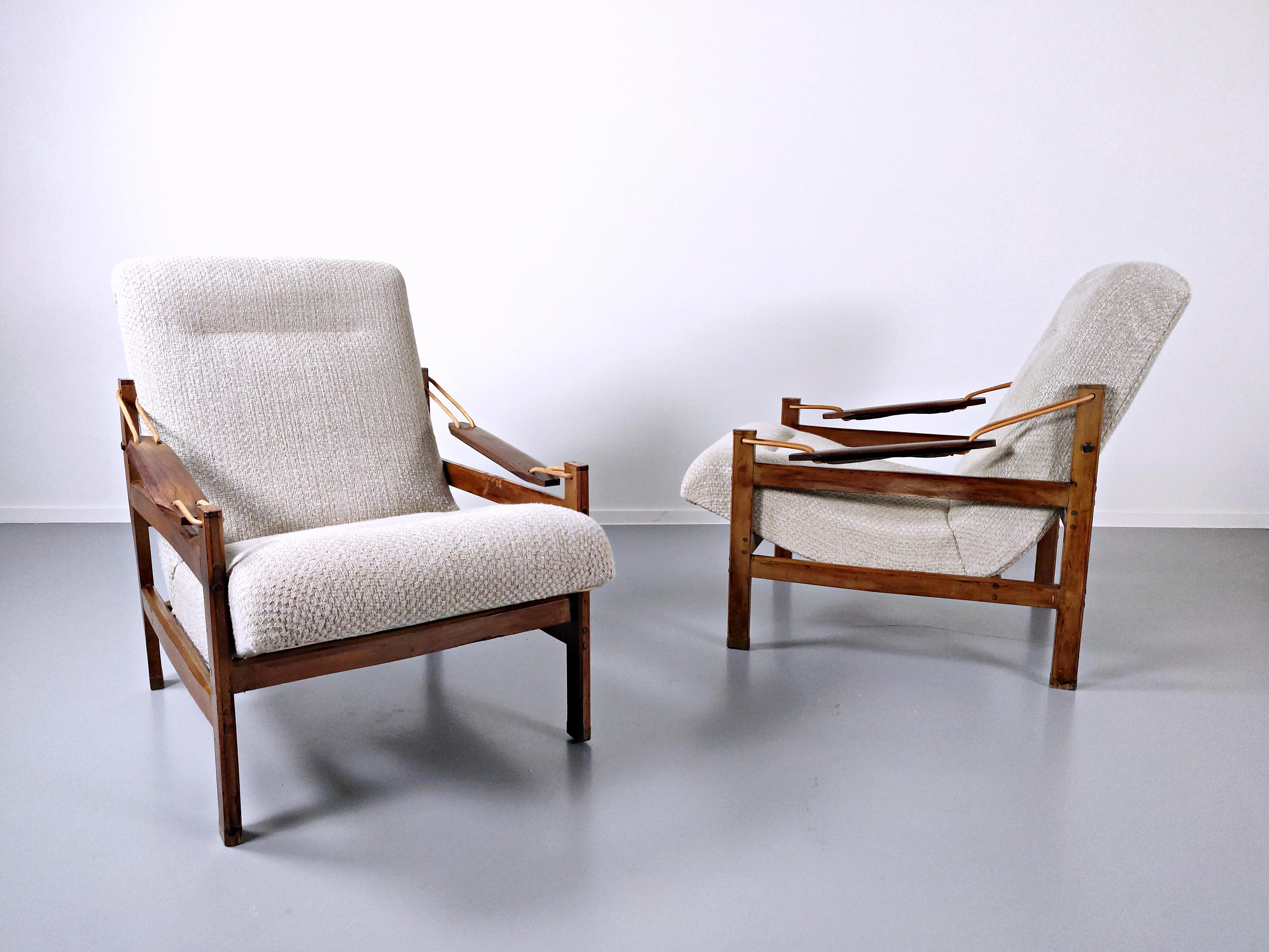 Pair of  Mid-Century Brazilian Armchairs in Style of Sergio Rodrigues, 1960s 10