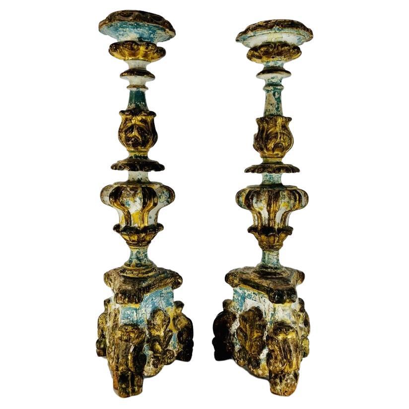 Pair of brazilian baroque candlesticks in wood polychrome circa 1800 For Sale