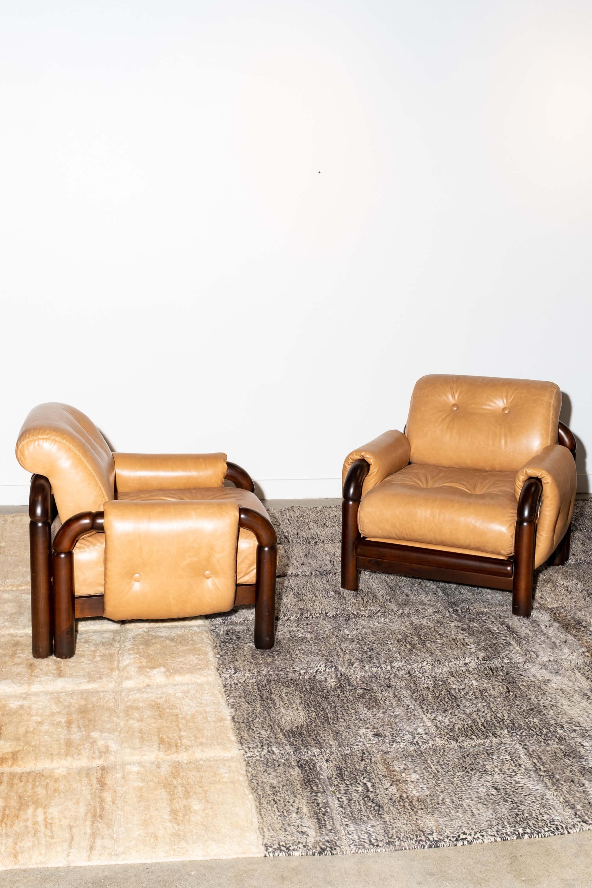 Pair of Brazilian Leather Armchairs For Sale 7