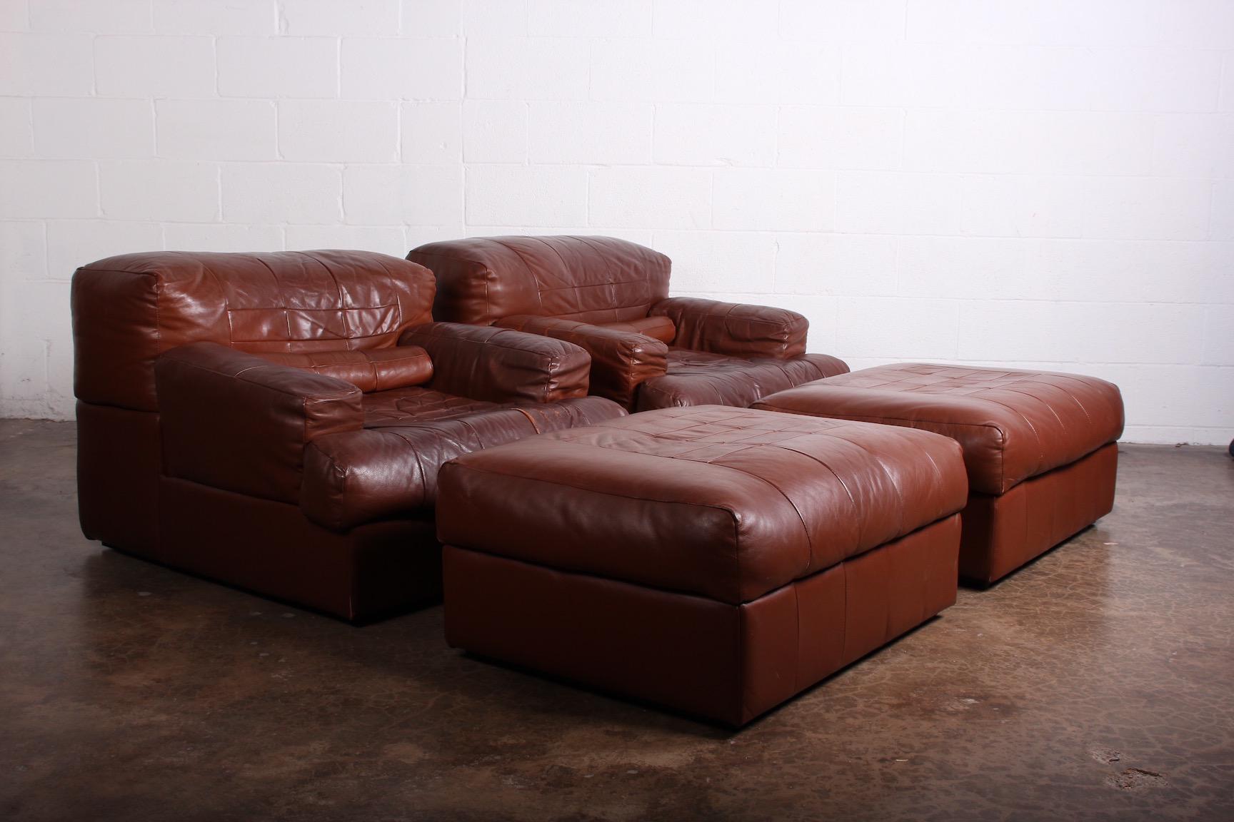 Pair of Brazilian Leather Lounge Chairs and Ottomans by Pervical Lafer In Good Condition In Dallas, TX