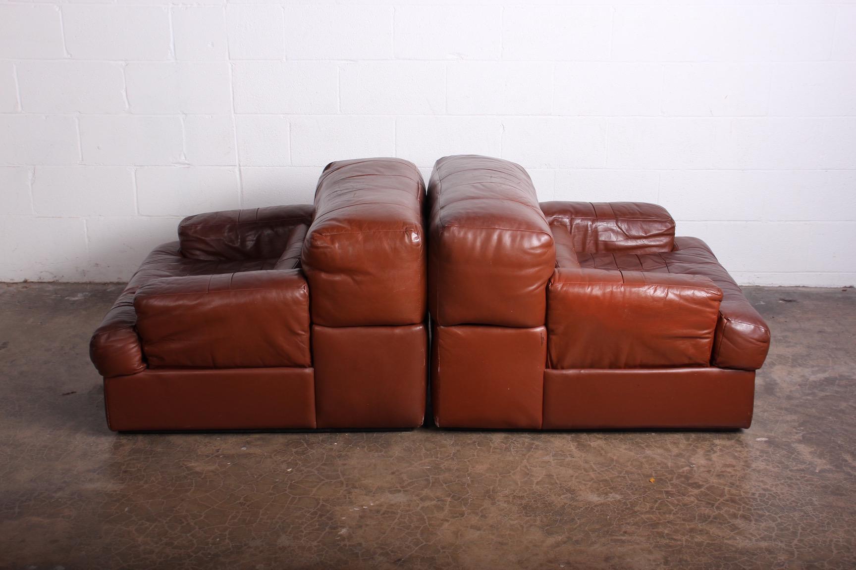 Pair of Brazilian Leather Lounge Chairs and Ottomans by Pervical Lafer 2