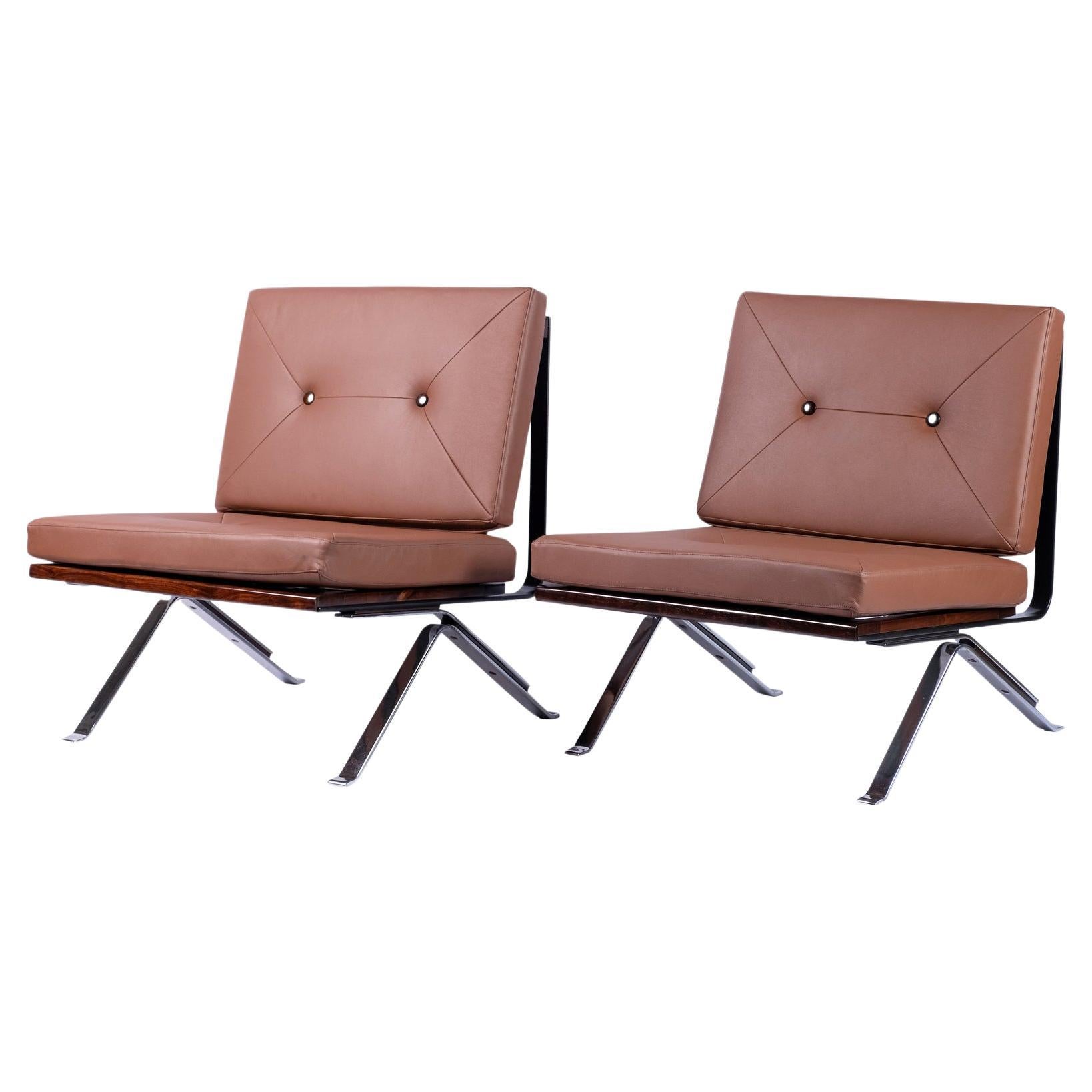 Pair of Brazilian Lounge Chairs by Móveis Novo Rumo, 1970s For Sale