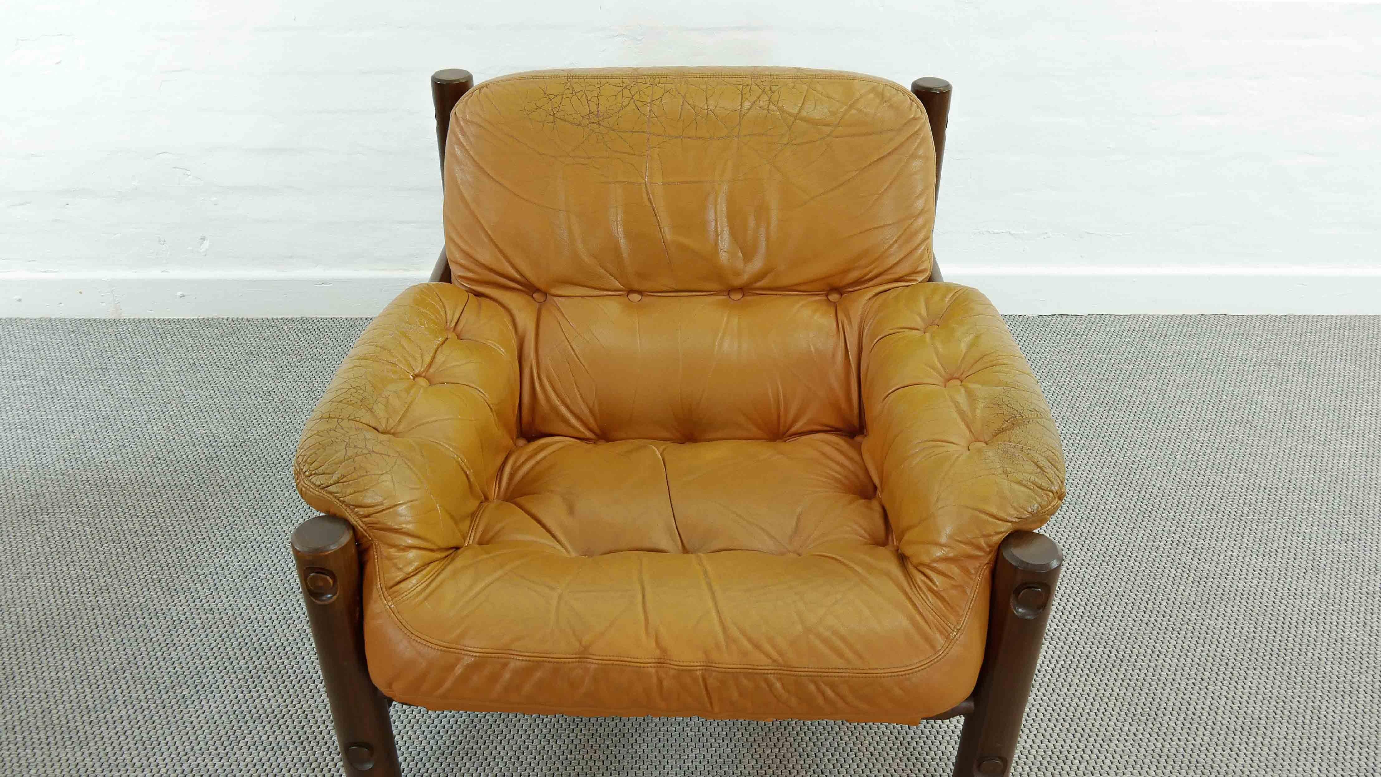 Pair of Brazilian Lounge Chairs in Cognac Leather, 1970s 6