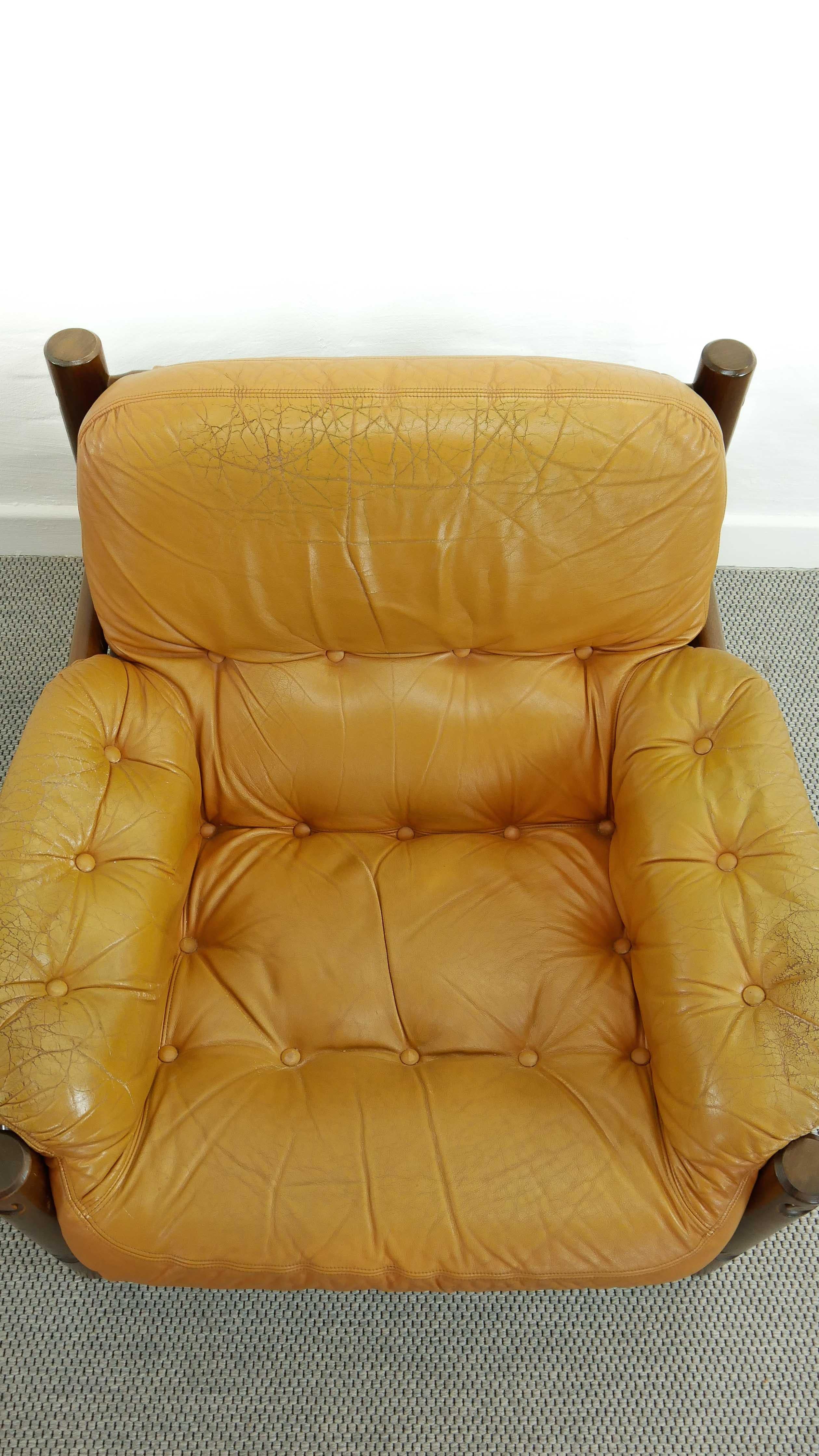 Pair of Brazilian Lounge Chairs in Cognac Leather, 1970s 12