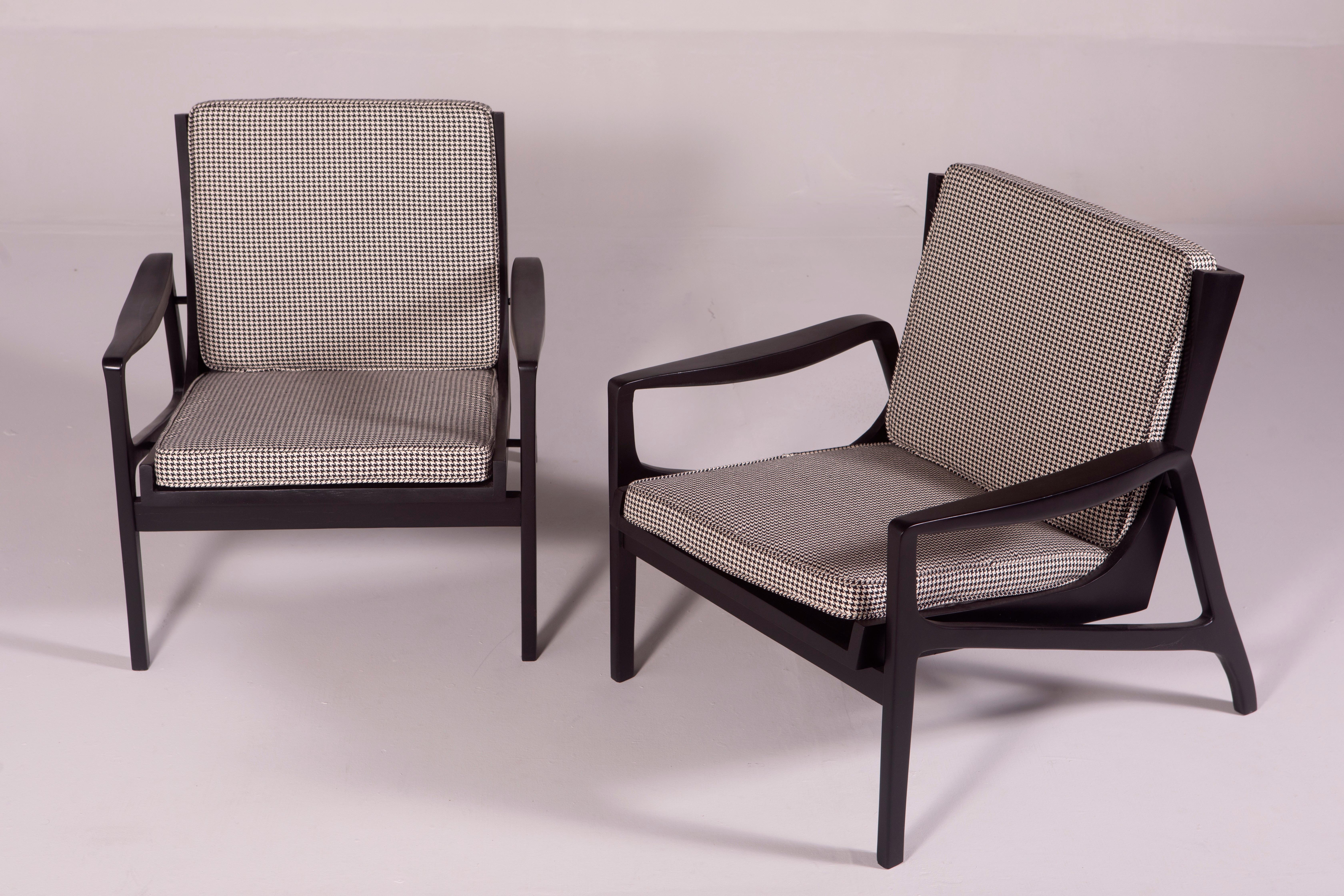 Woodwork Mid-Century Modern Pair of Armchairs by Brazilian Designer, Brazil, 1970s For Sale