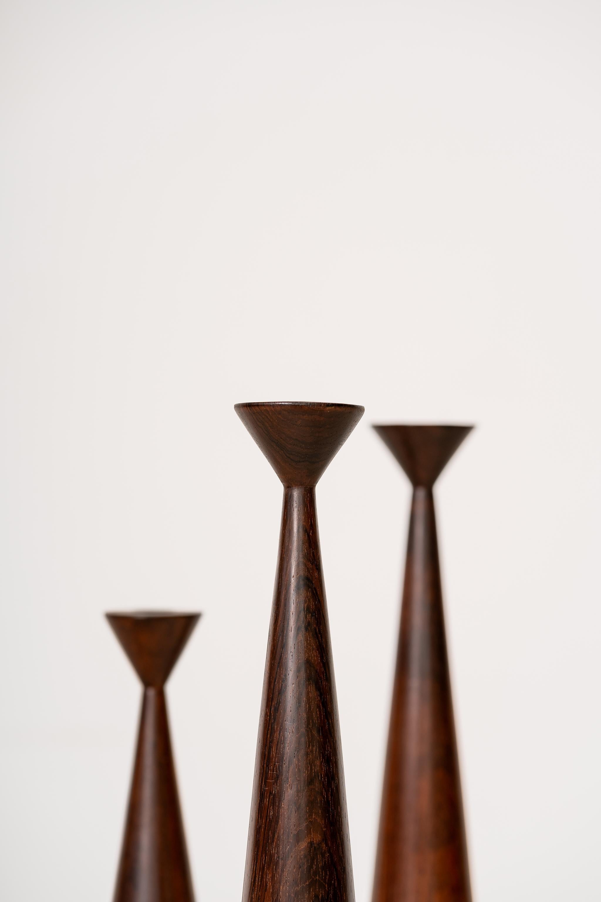 Turned Pair of Brazilian Mid-Century Rosewood Candlestick 25cm For Sale