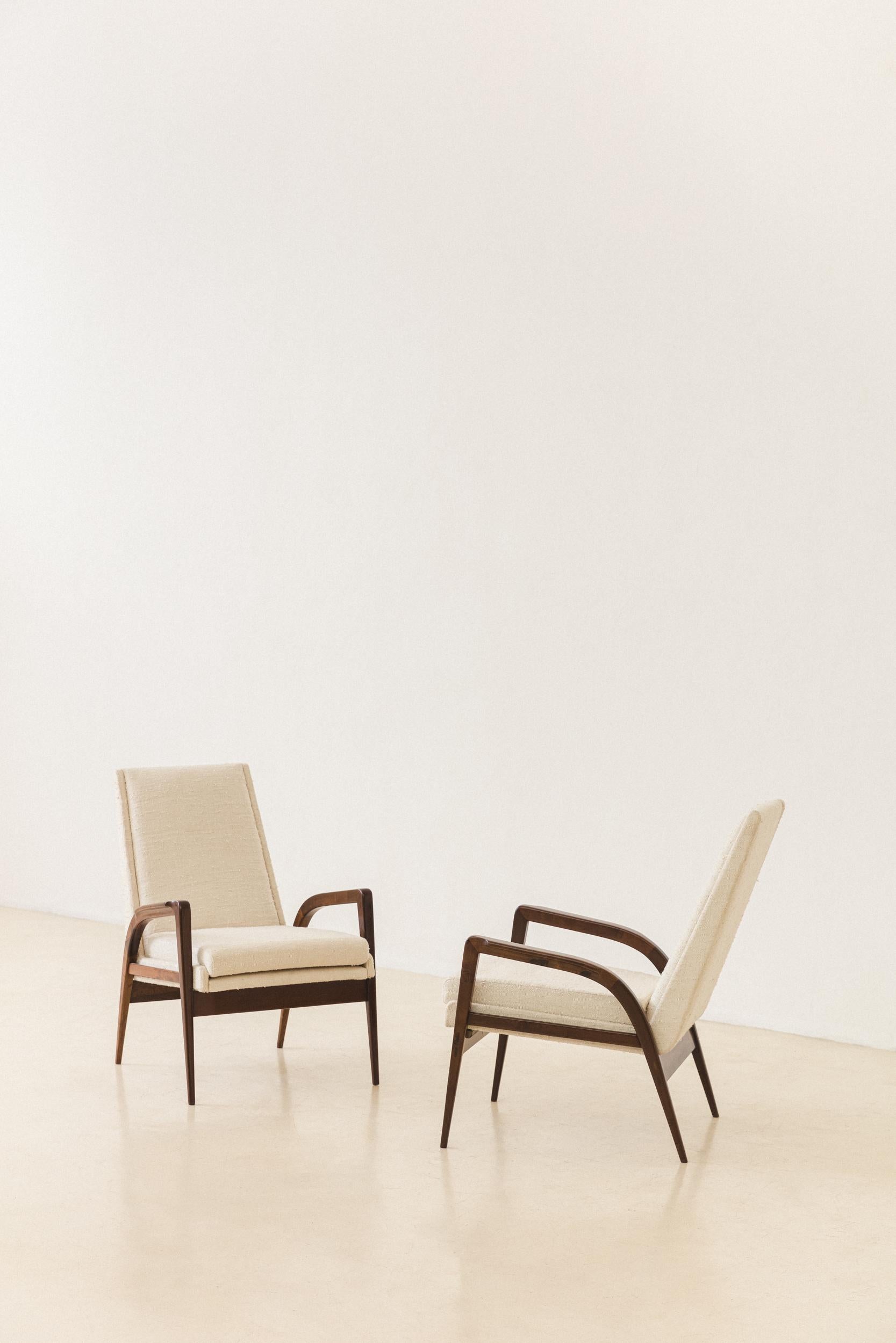 Mid-Century Modern Pair of Brazilian Midcentury Modern Armchairs, Unknown Designer, 1960s For Sale