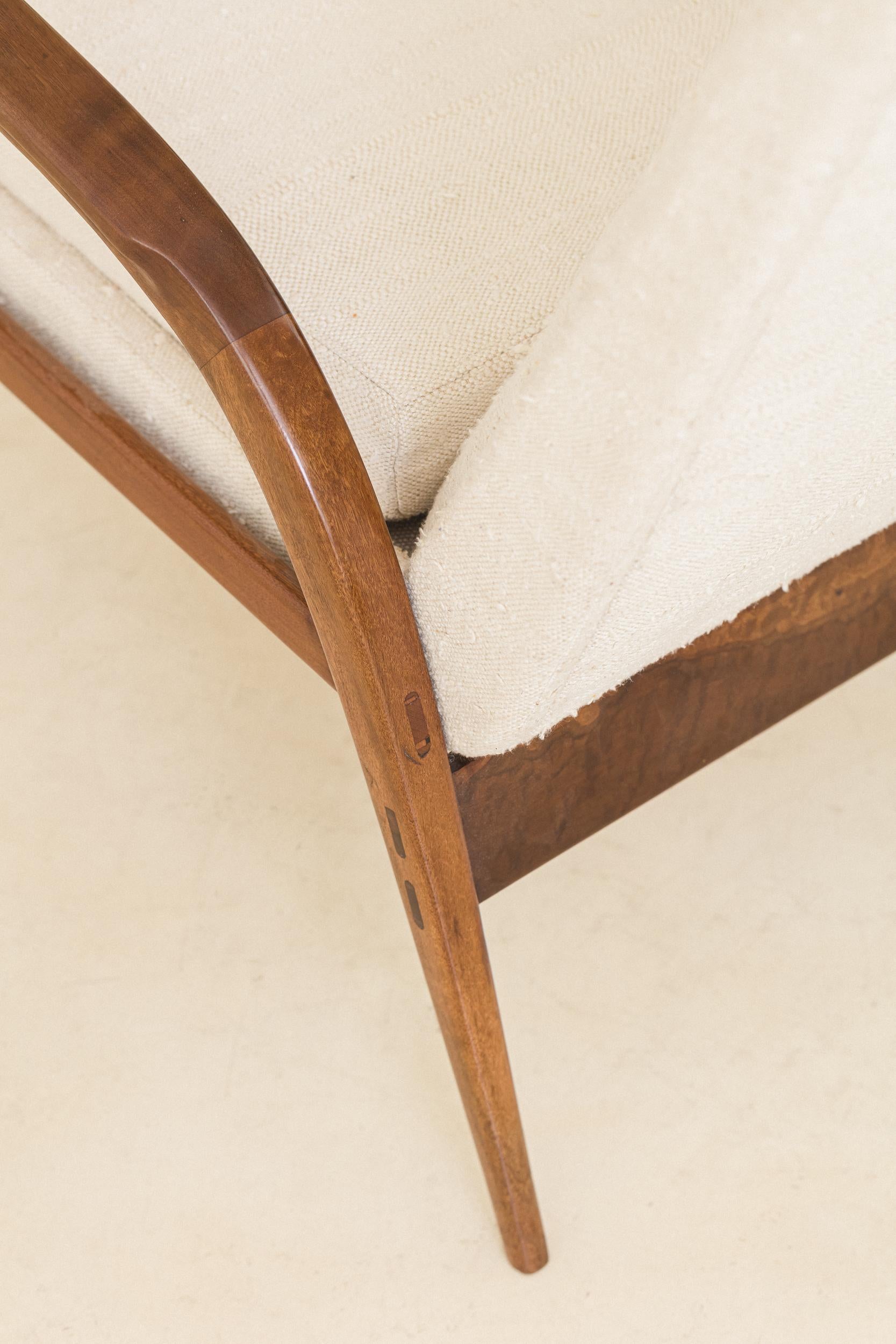 Hardwood Pair of Brazilian Midcentury Modern Armchairs, Unknown Designer, 1960s For Sale