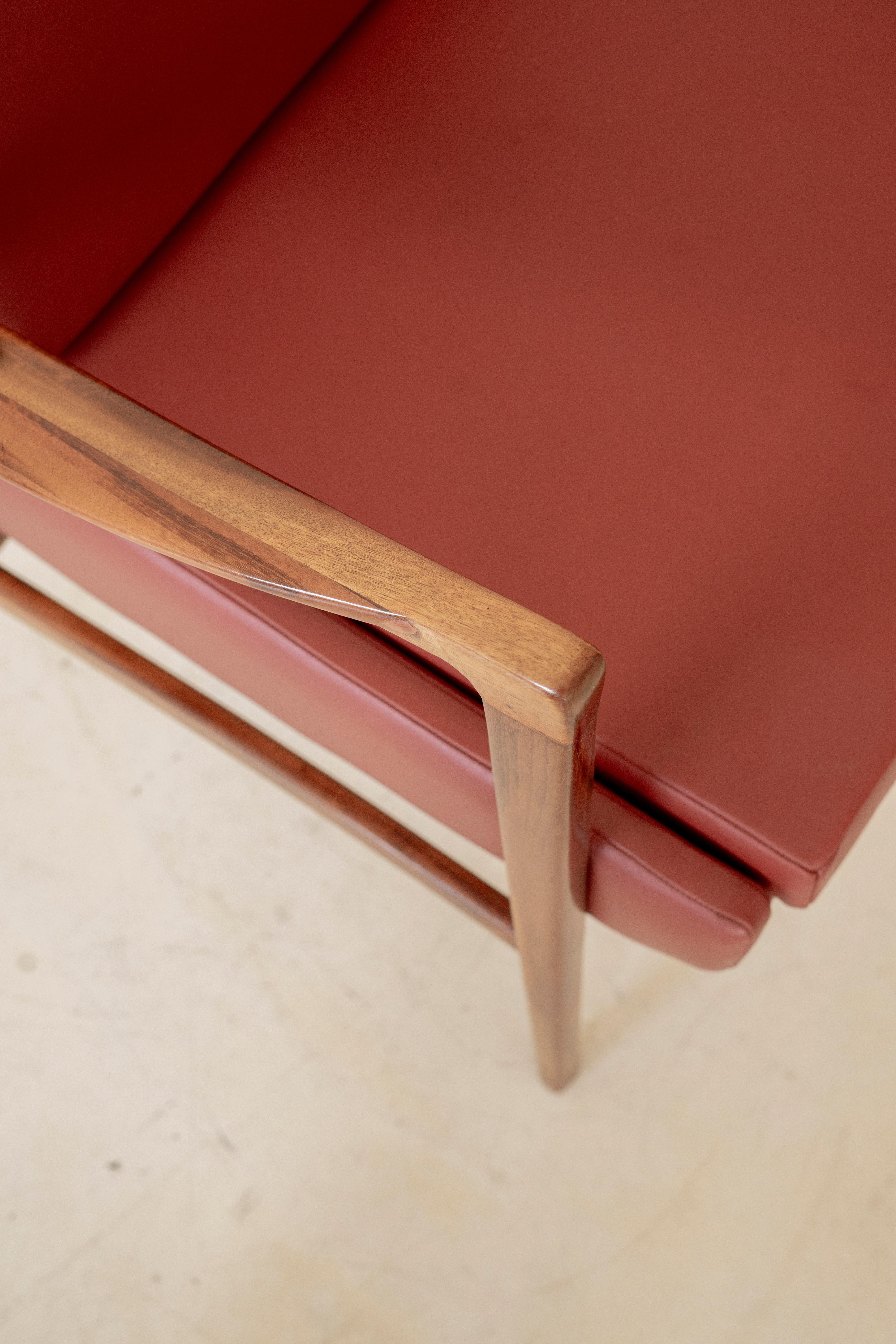 Pair of Brazilian Midcentury Modern Armchairs, Unknown Designer, 1960s For Sale 3