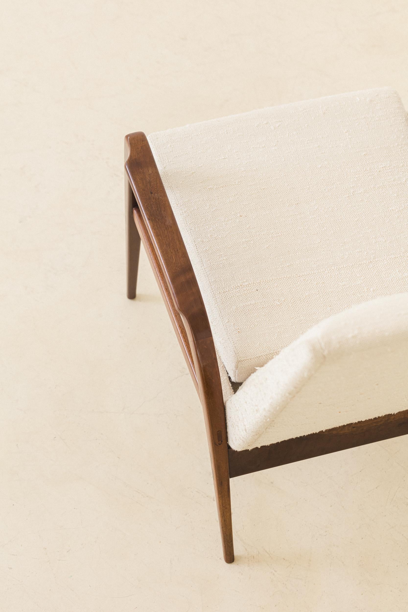 Pair of Brazilian Midcentury Modern Armchairs, Unknown Designer, 1960s For Sale 3