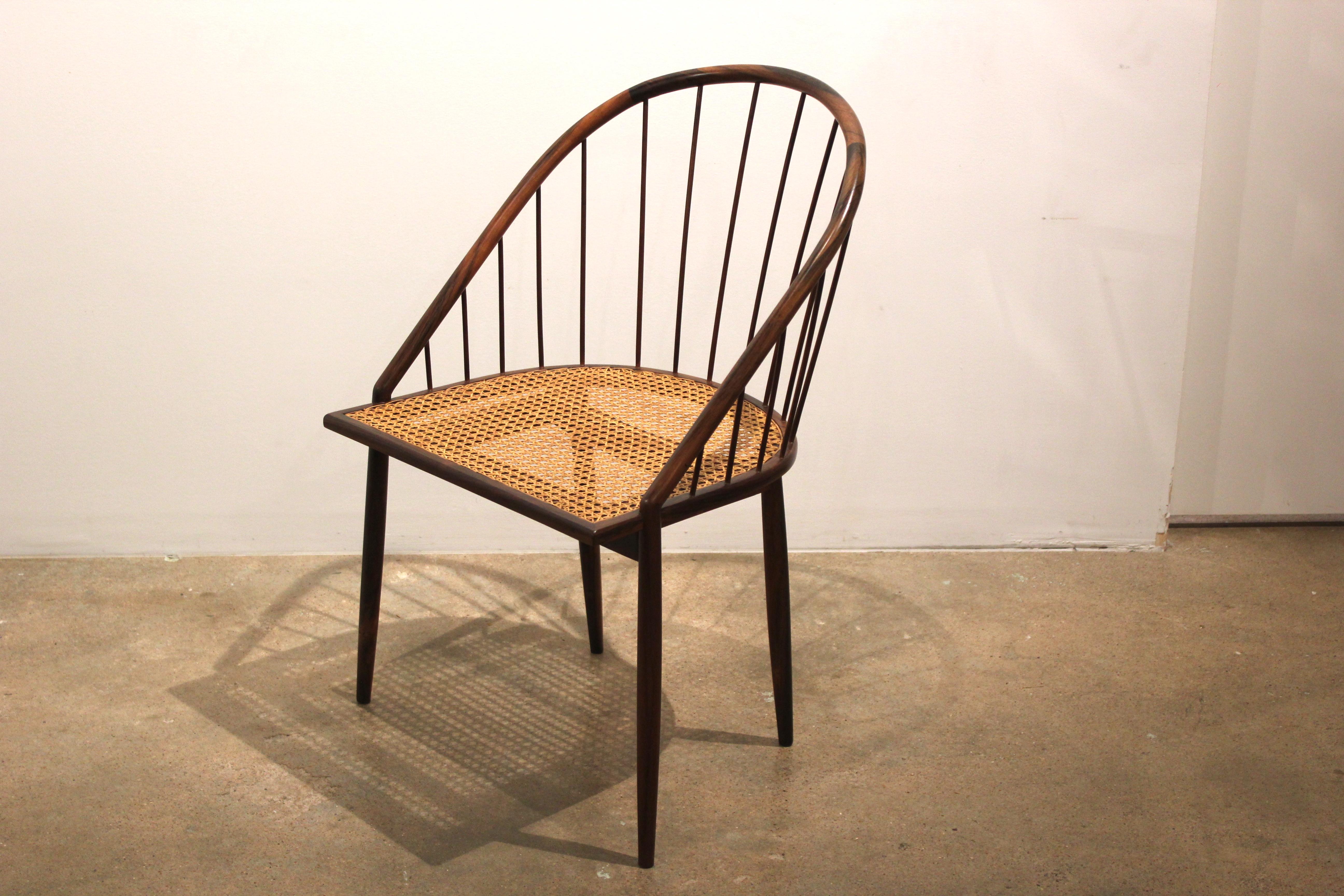 Pair of Brazilian Modern Cane Curva Chairs by Joaquim Tenreiro In Good Condition In Houston, TX