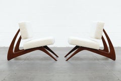 Pair of Brazilian Modern Sculptural Lounge Chairs in Alpaca Bouclé, 1960s